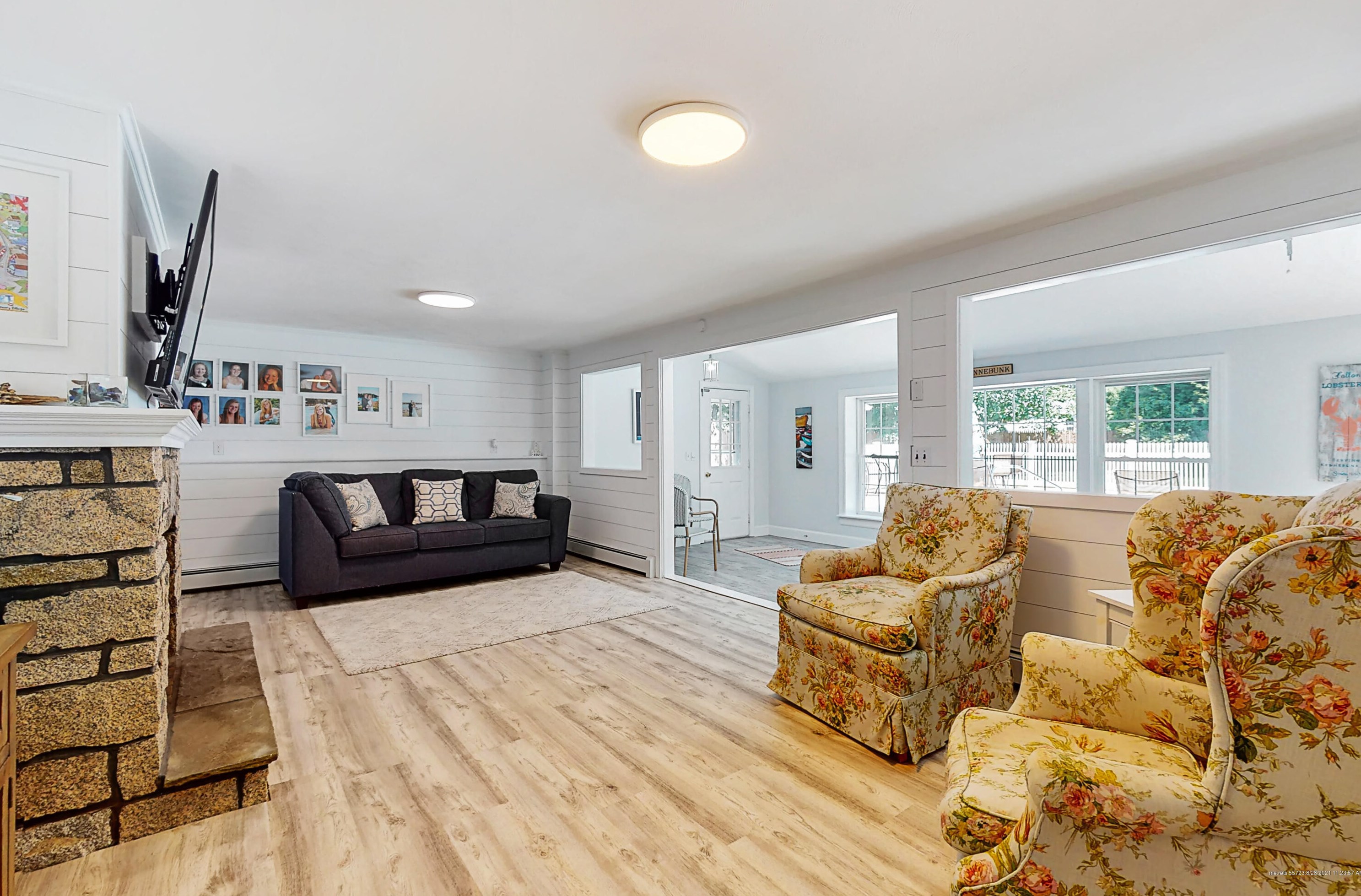 4 Forest Ln, Kennebunk ME  04043-6919 exterior