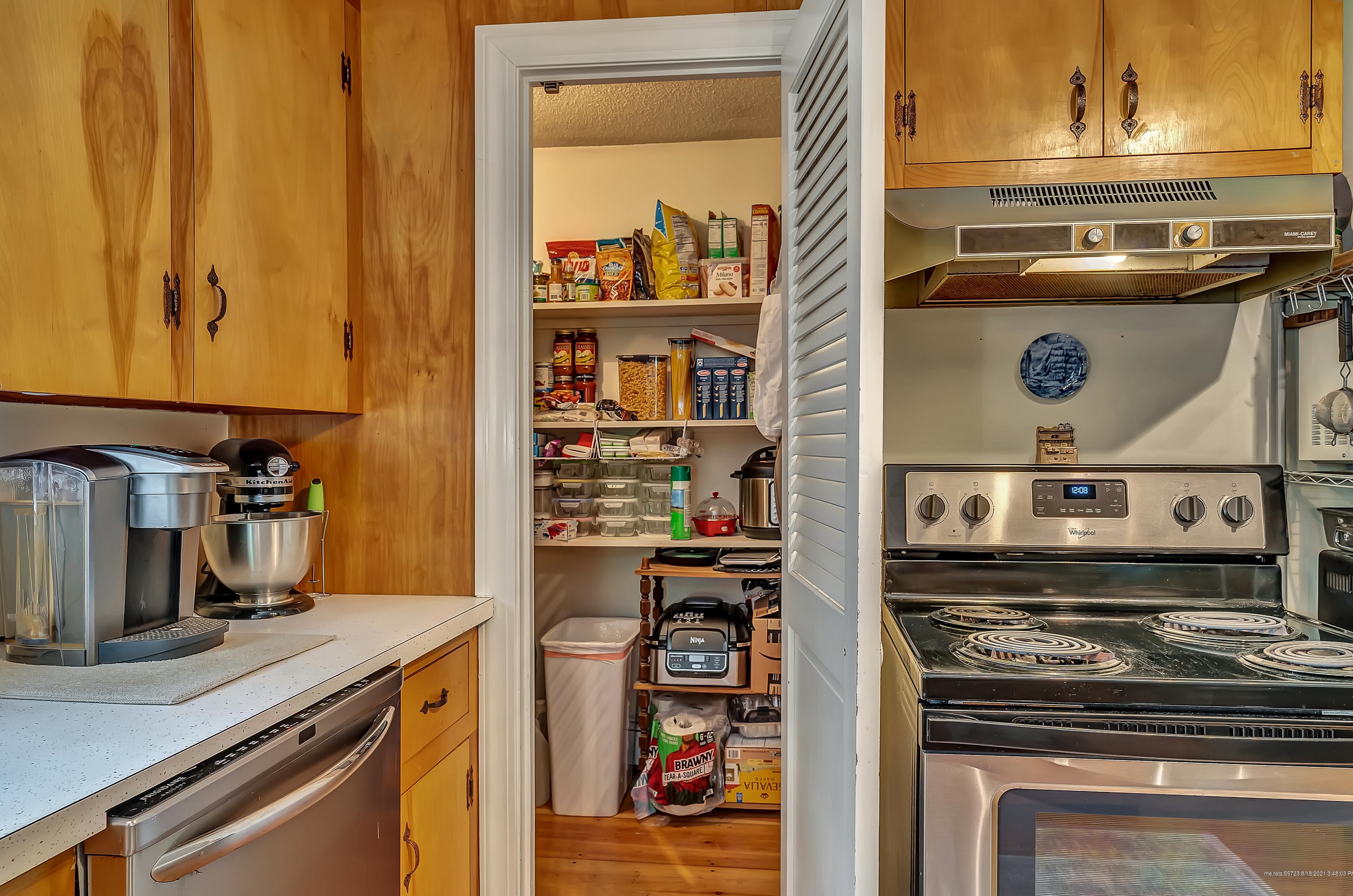 413 Biscay Rd, Damariscotta ME  04543-4225 exterior