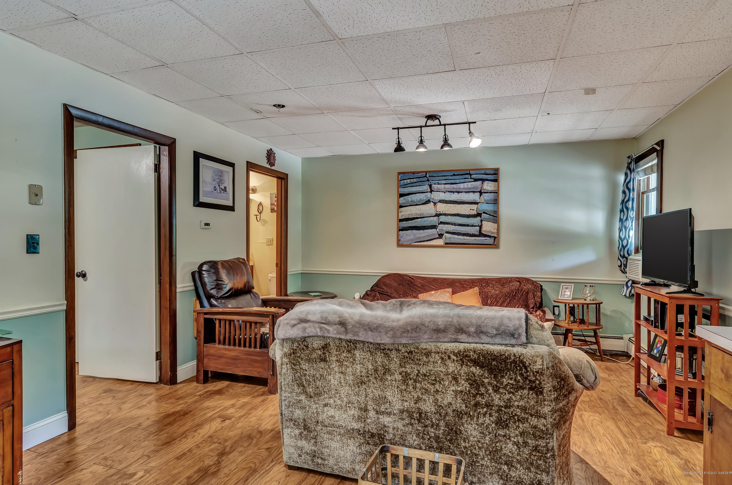 413 Biscay Rd, Damariscotta ME  04543-4225 exterior