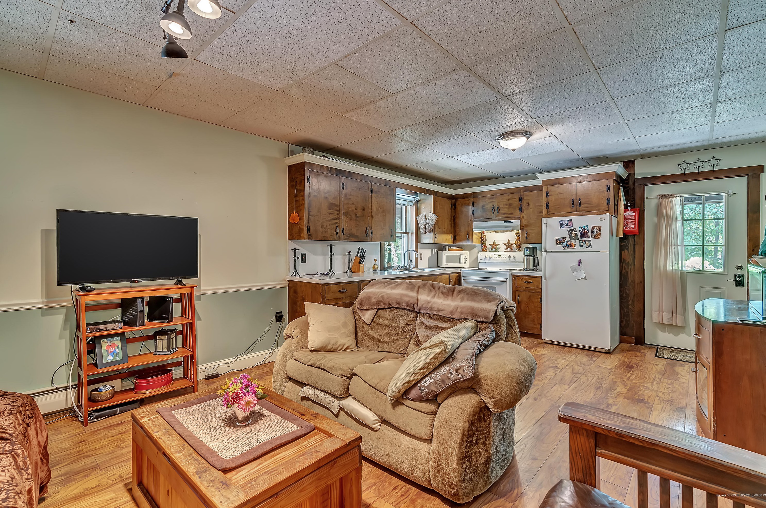 413 Biscay Rd, Damariscotta ME  04543-4225 exterior