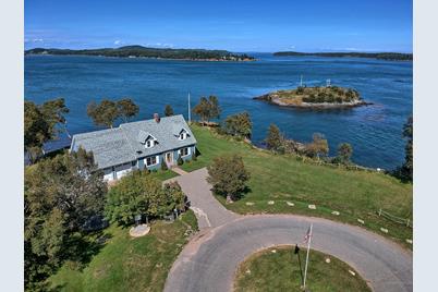 273 Water Street - Photo 1