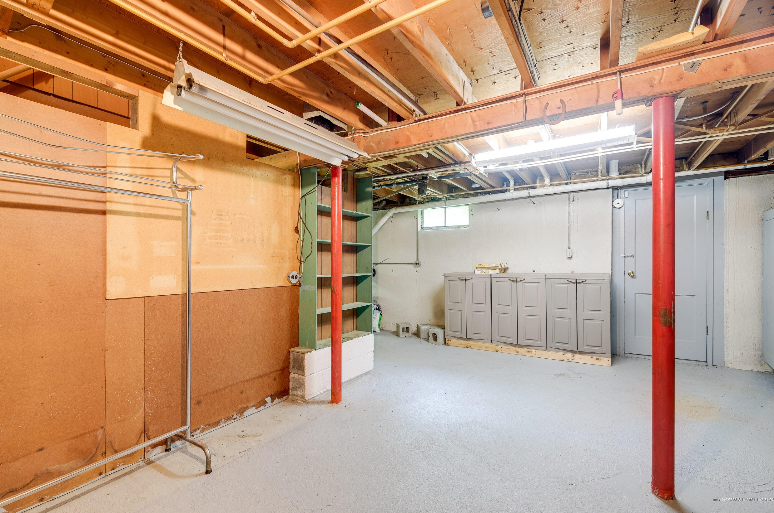 9 Rockwood Ter, Portland ME  04105-1827 exterior