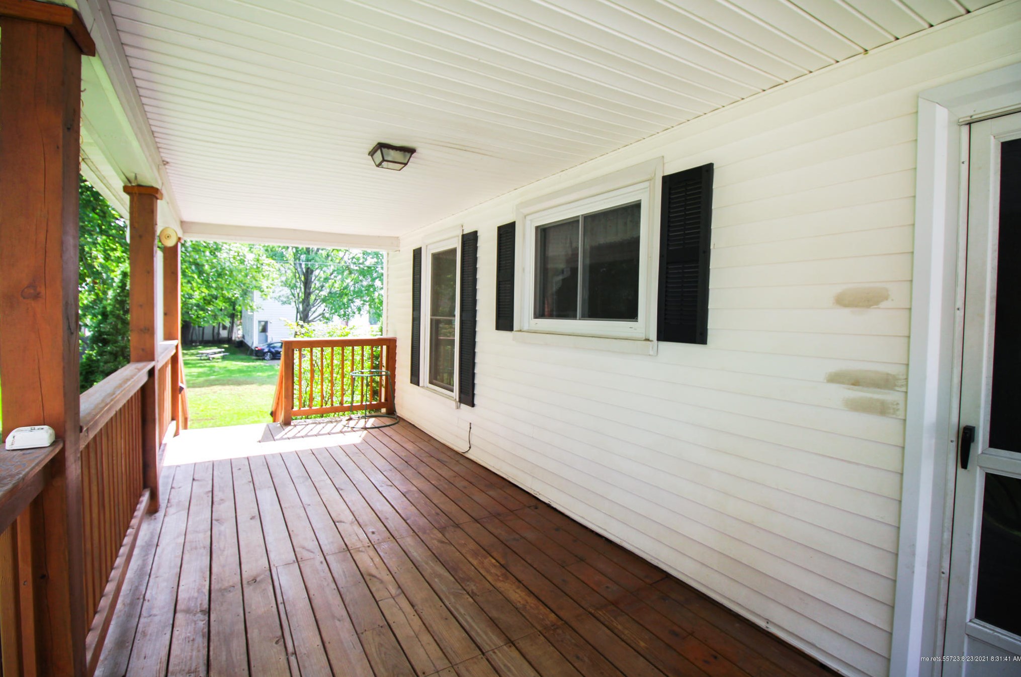 25 Thatcher St, Bangor ME  04401-6817 exterior