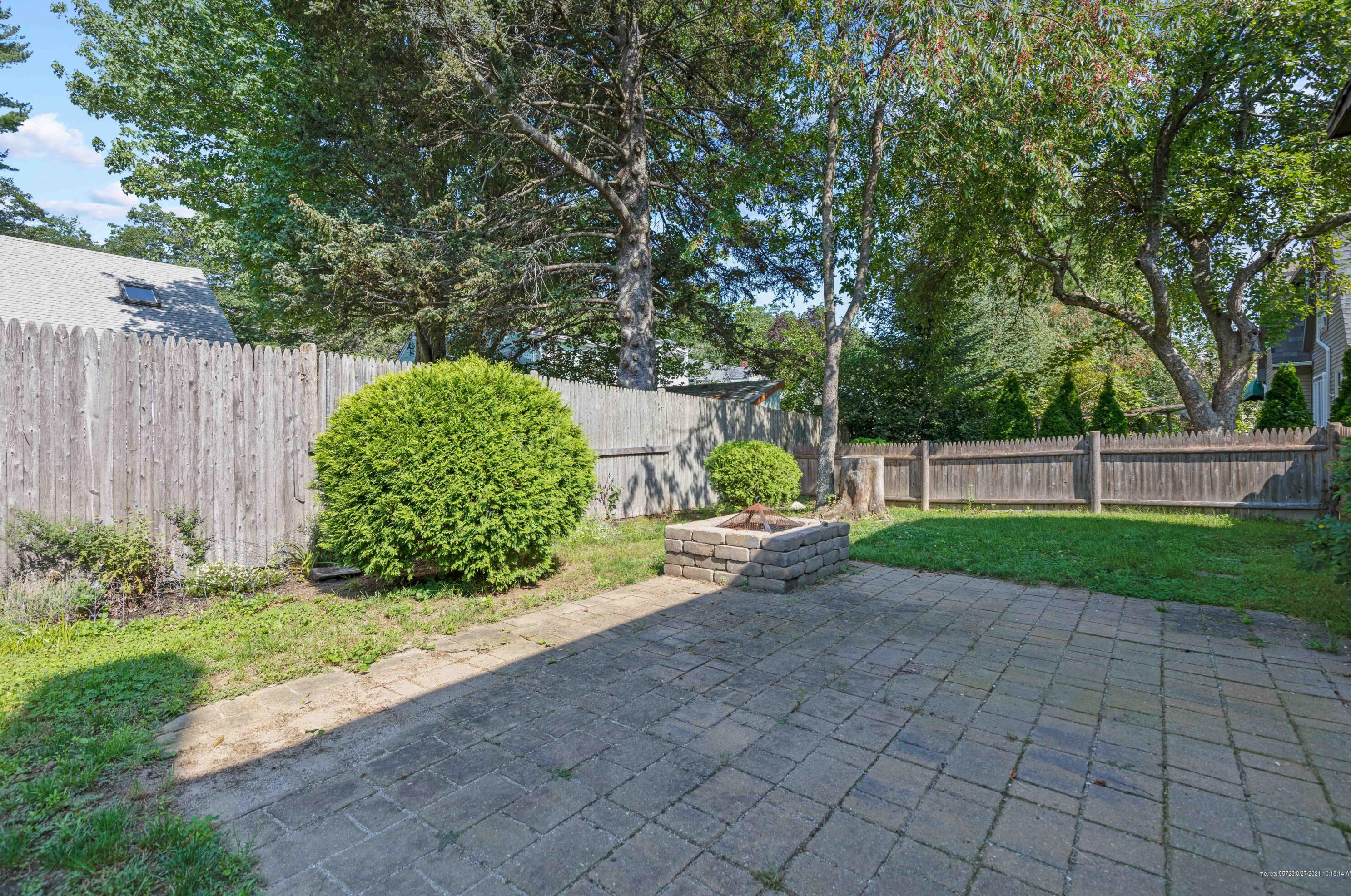 25 Stepping Stone Ln, Portland ME  04103-1322 exterior