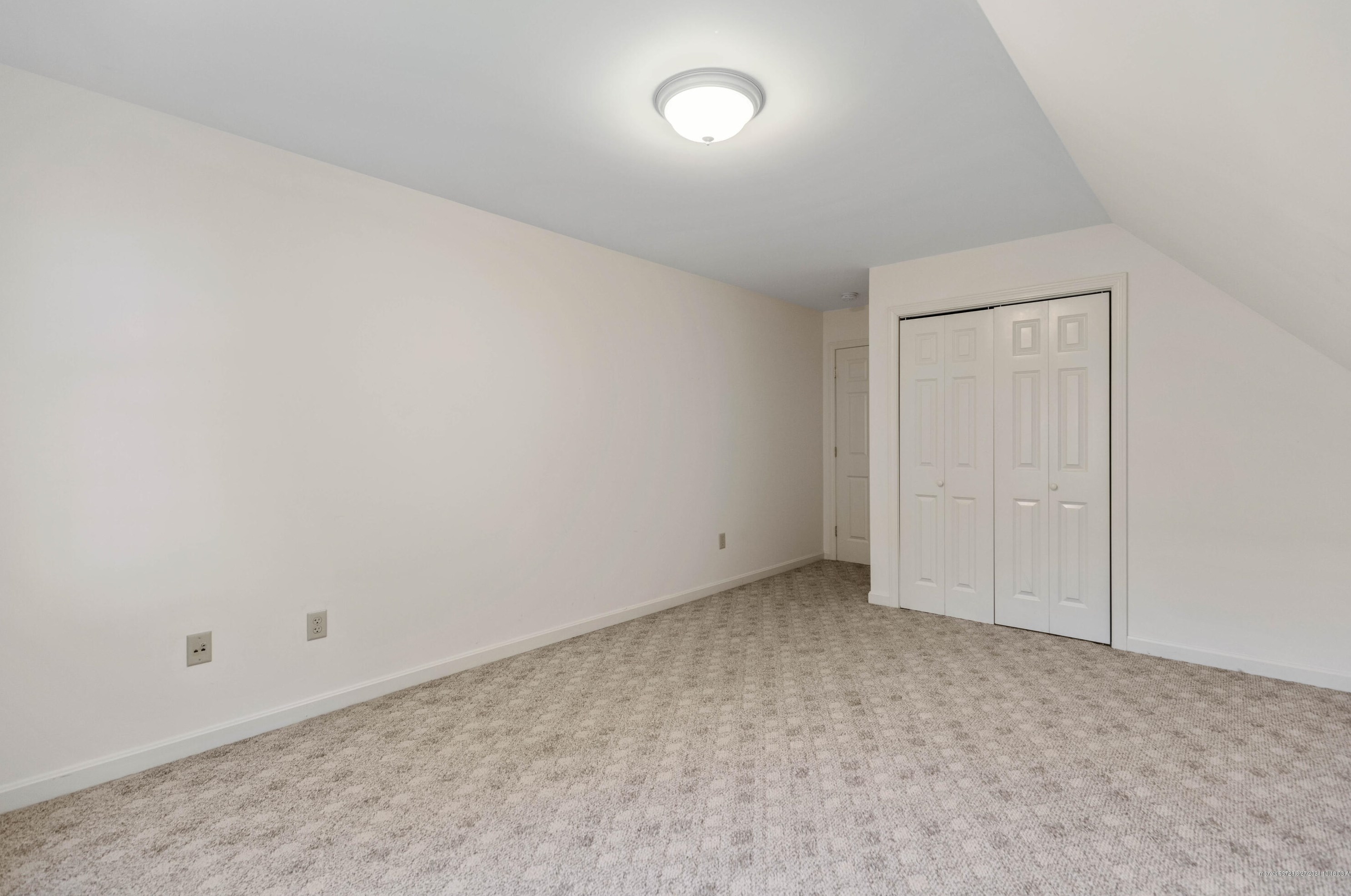 25 Stepping Stone Ln, Portland ME  04103-1322 exterior