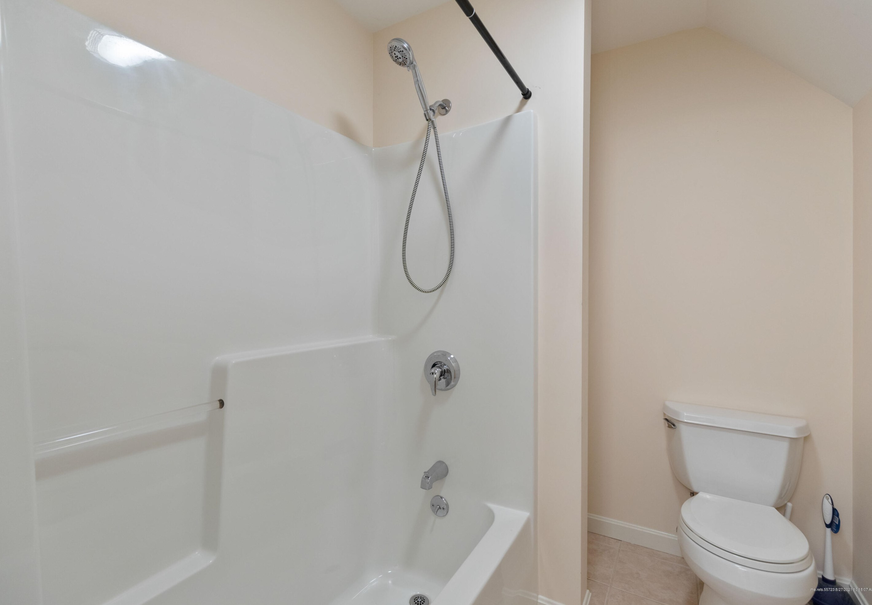 25 Stepping Stone Ln, Portland ME  04103-1322 exterior