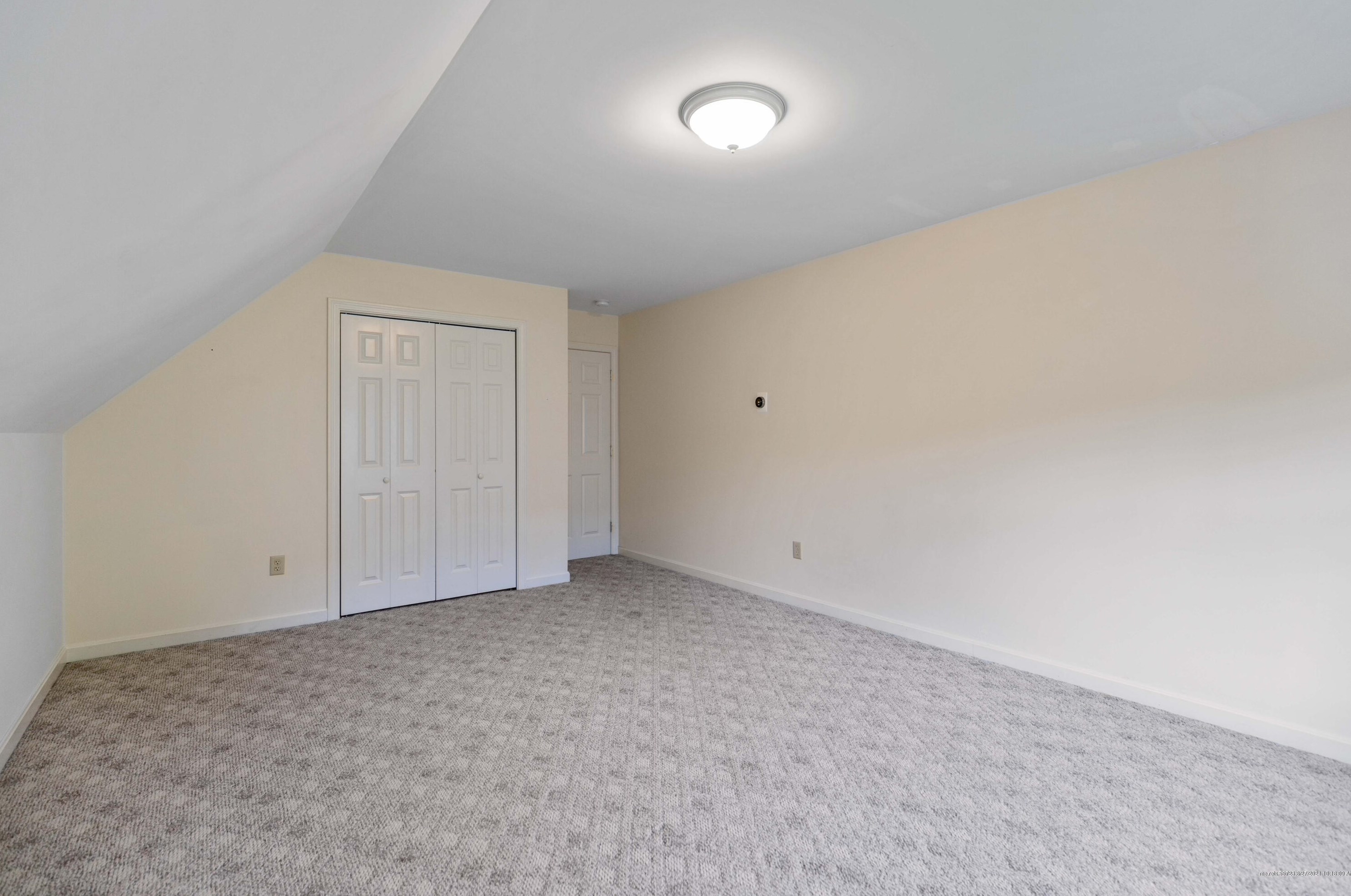 25 Stepping Stone Ln, Portland ME  04103-1322 exterior