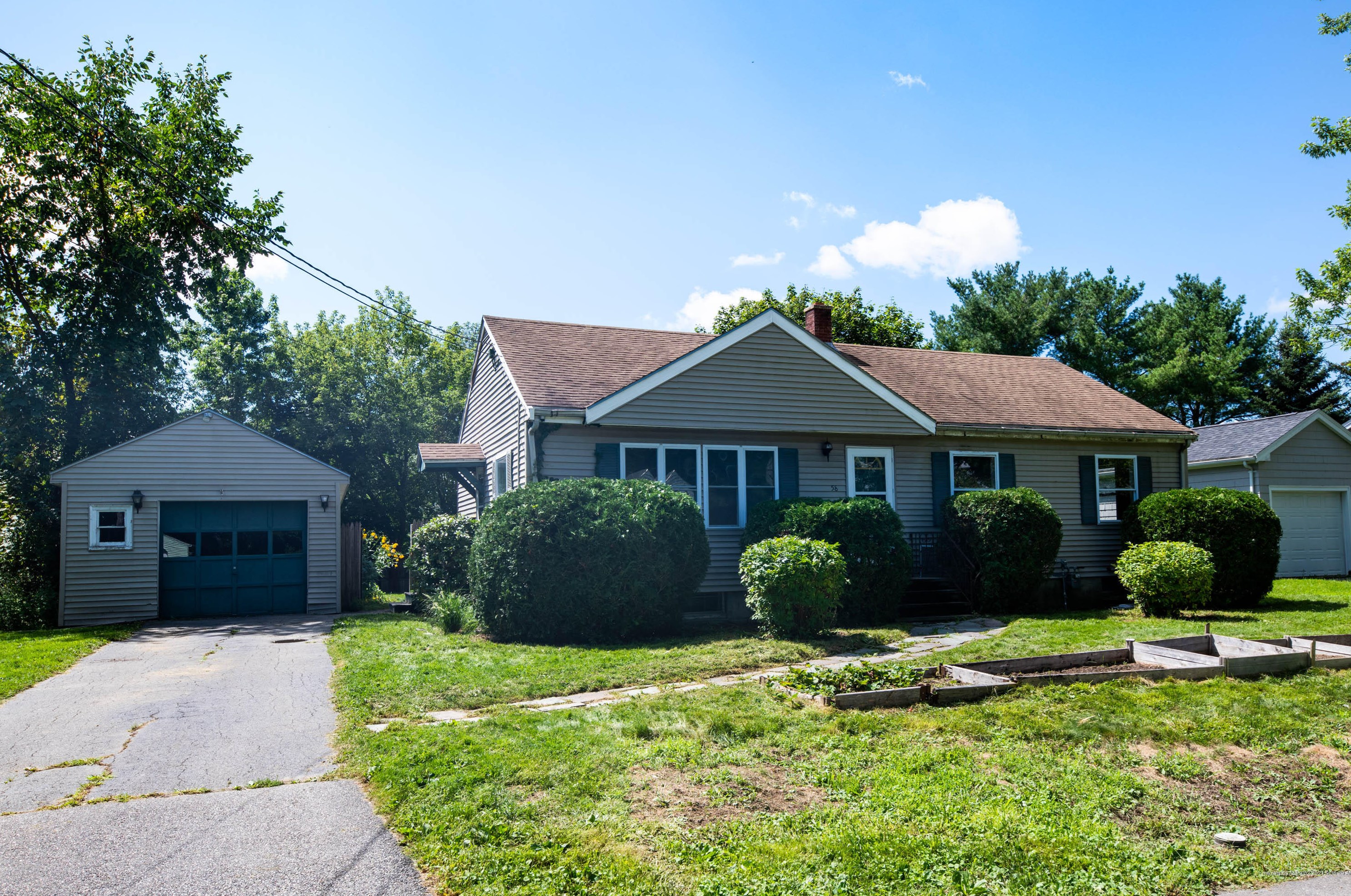 58 Vera St, Portland ME  04103-4215 exterior