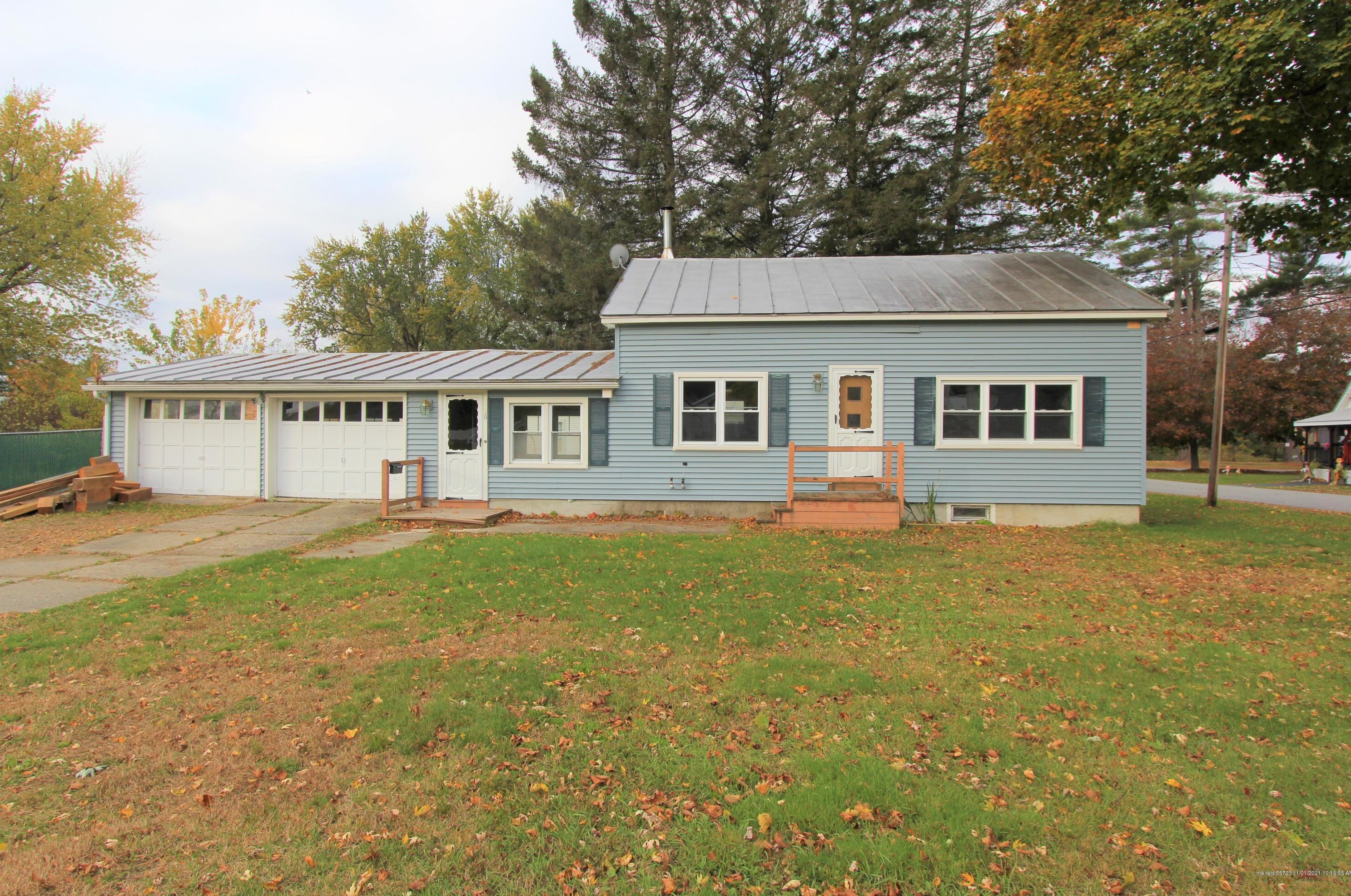 26 Hazel St, Madison ME  04950-1333 exterior
