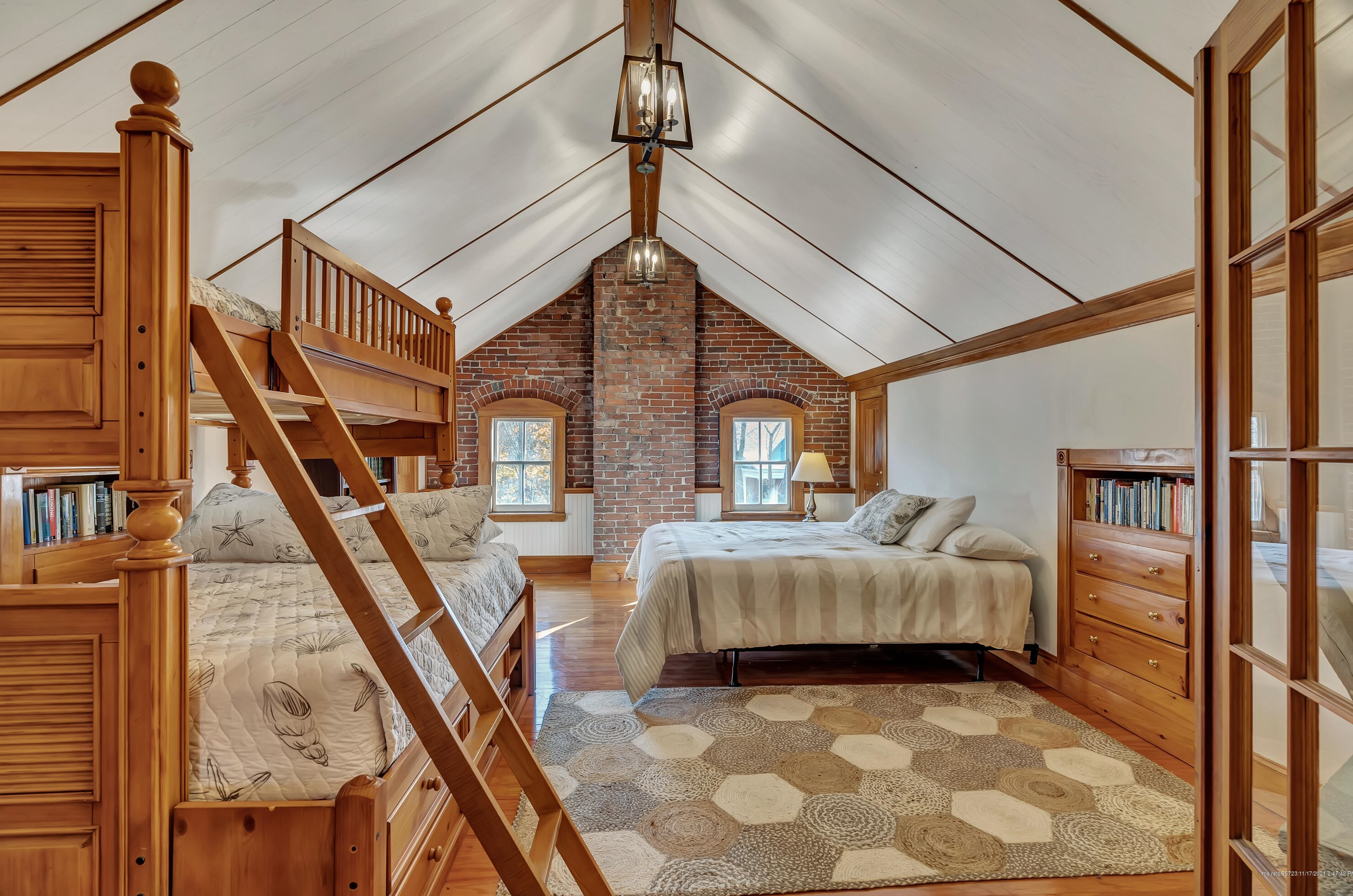 23 Mckinley Ct, Portland ME 04109 exterior