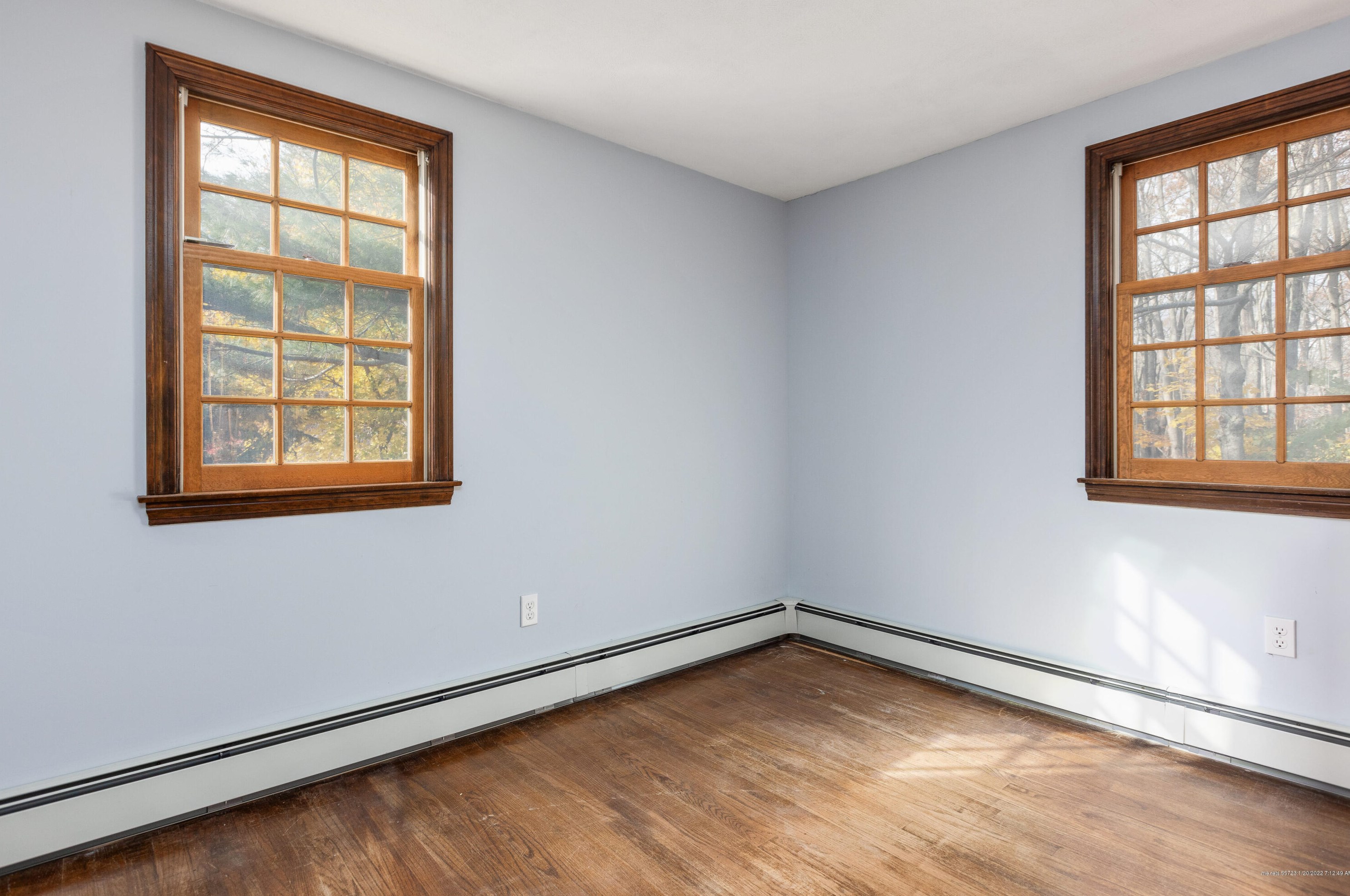 5 Whitworth Dr, Portland ME 04106-6547 exterior