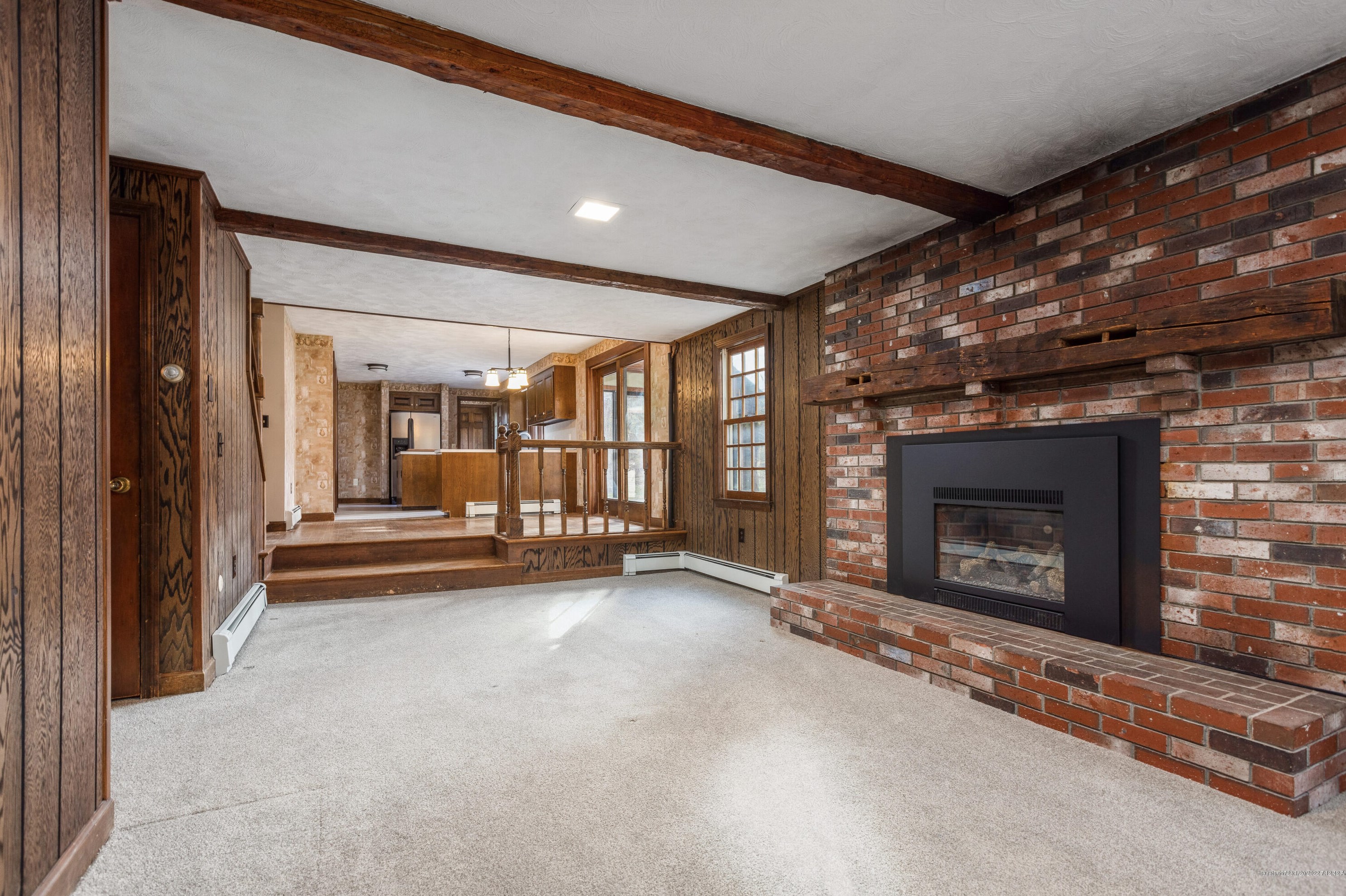 5 Whitworth Dr, Portland ME 04106-6547 exterior