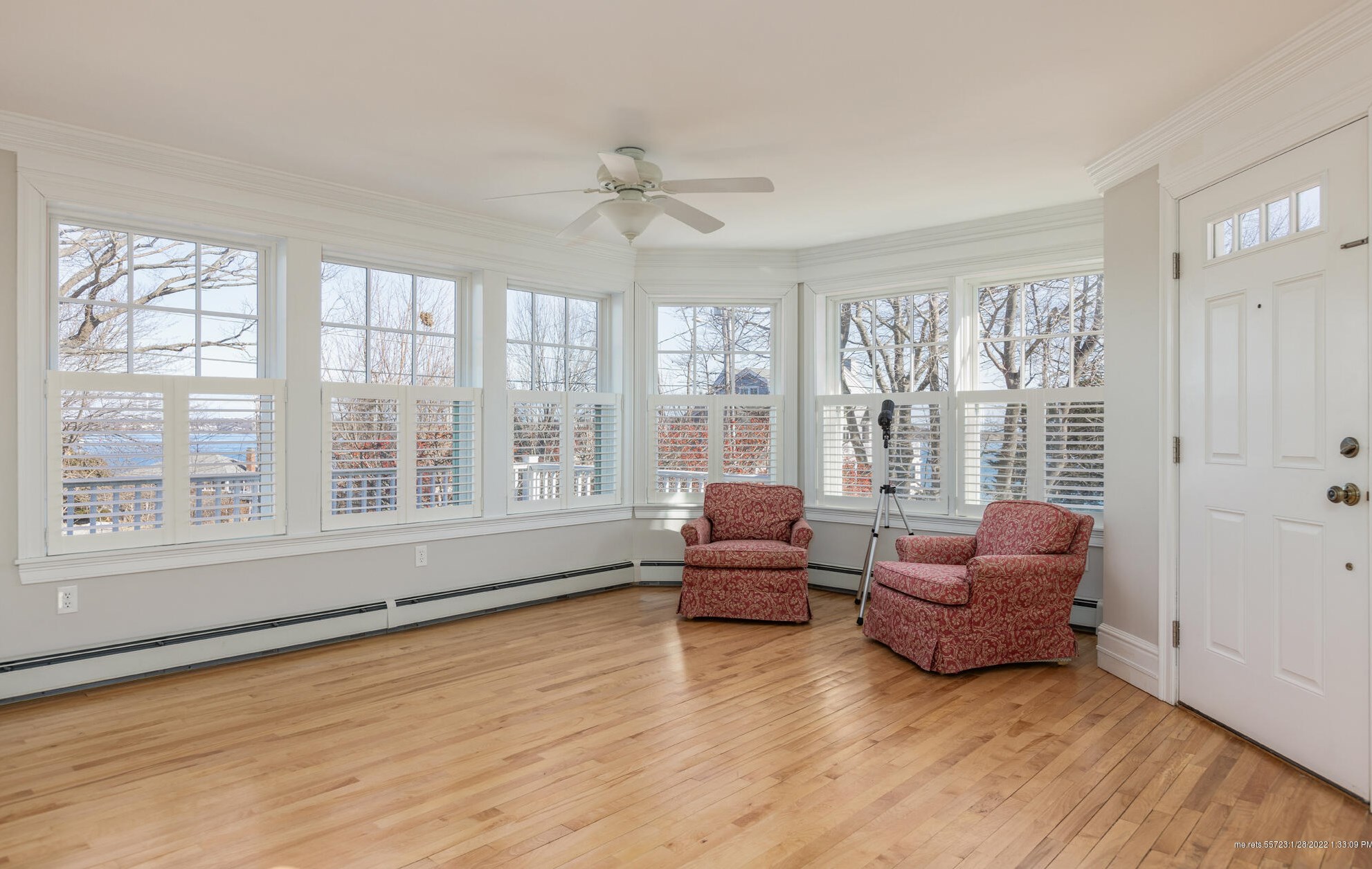 2 Bluff Rd, Portland ME 04106-5104 exterior