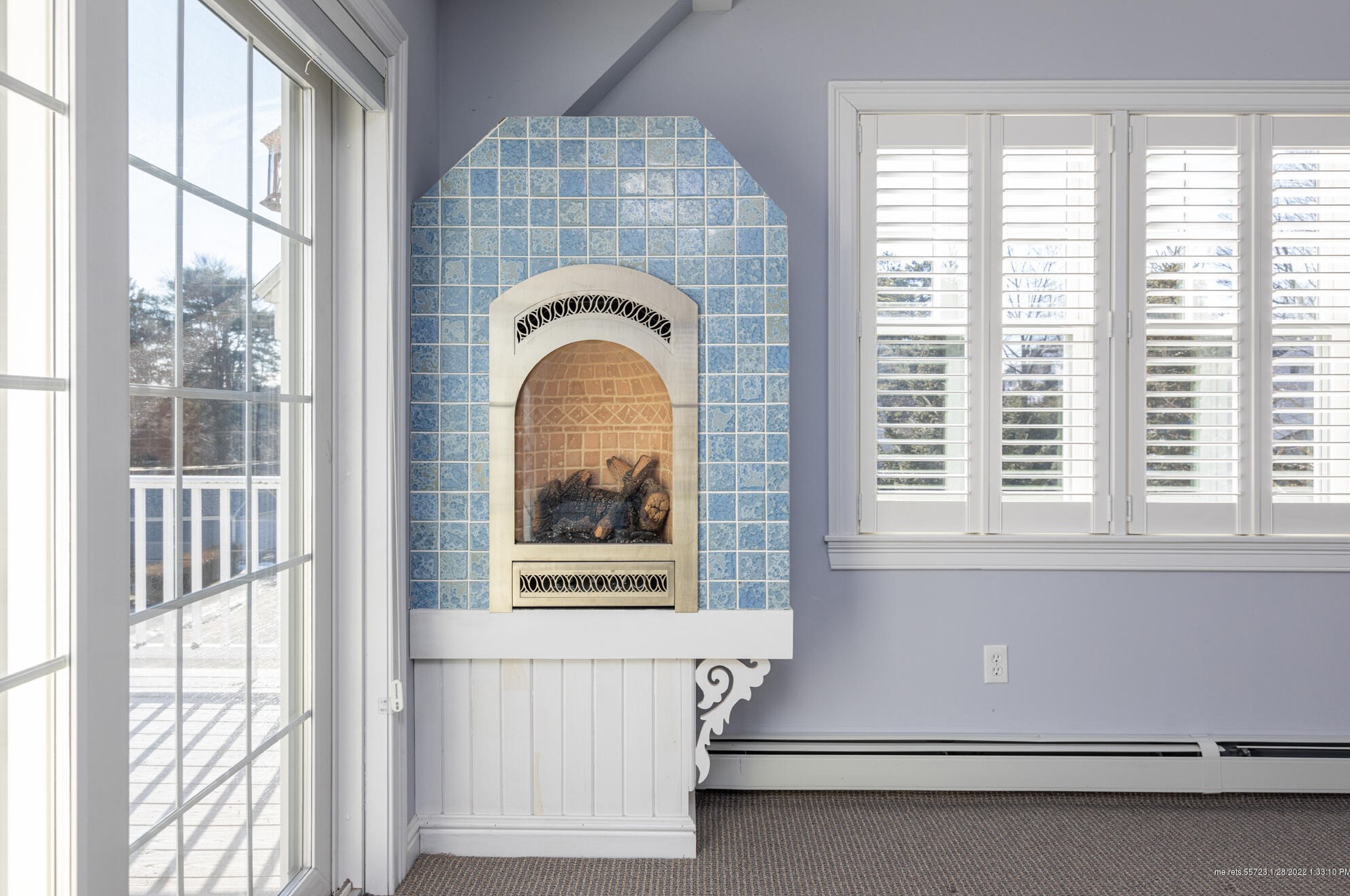 2 Bluff Rd, Portland ME 04106-5104 exterior