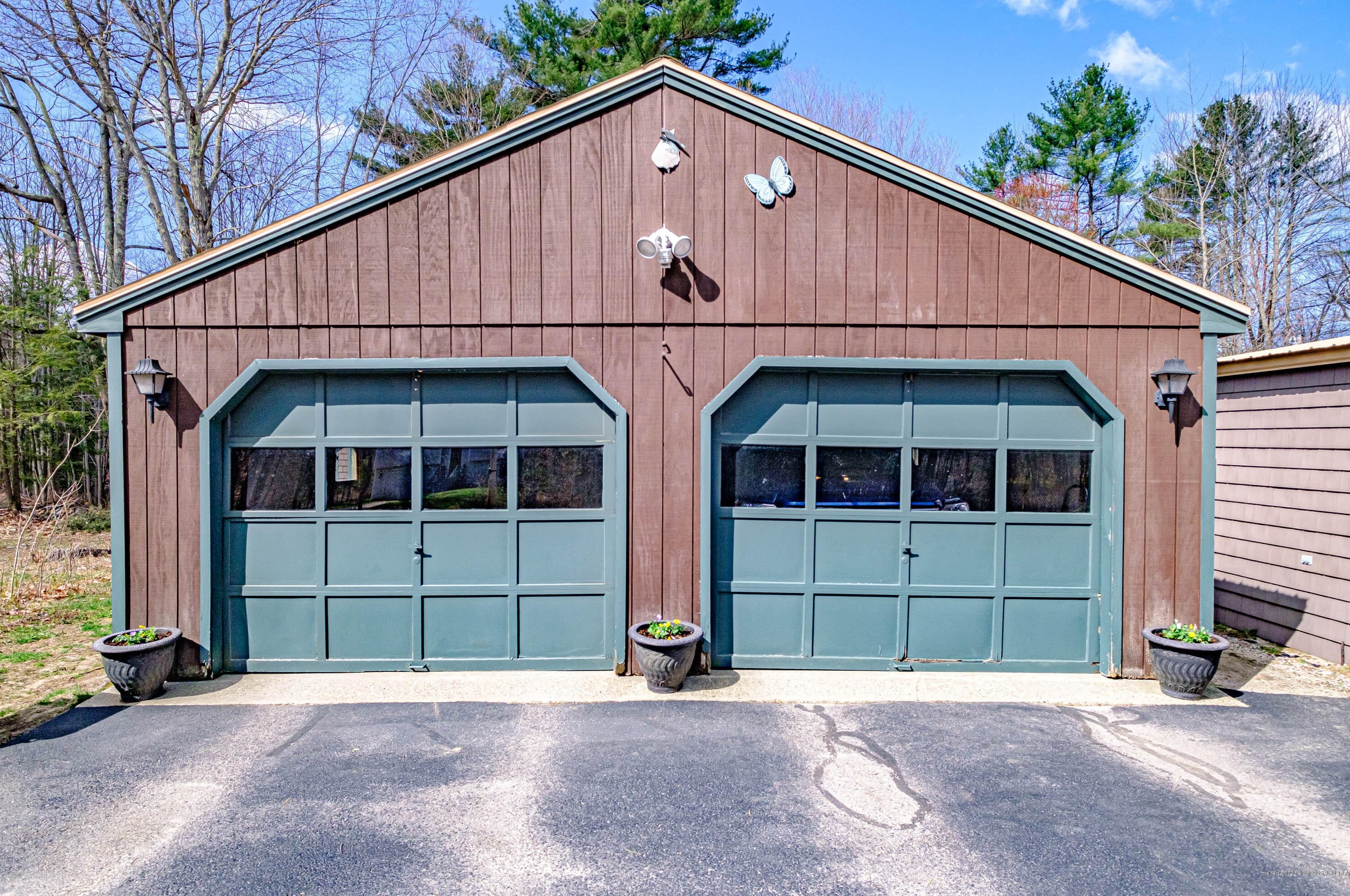 7 Vista Dr, Windham ME  04062-4445 exterior