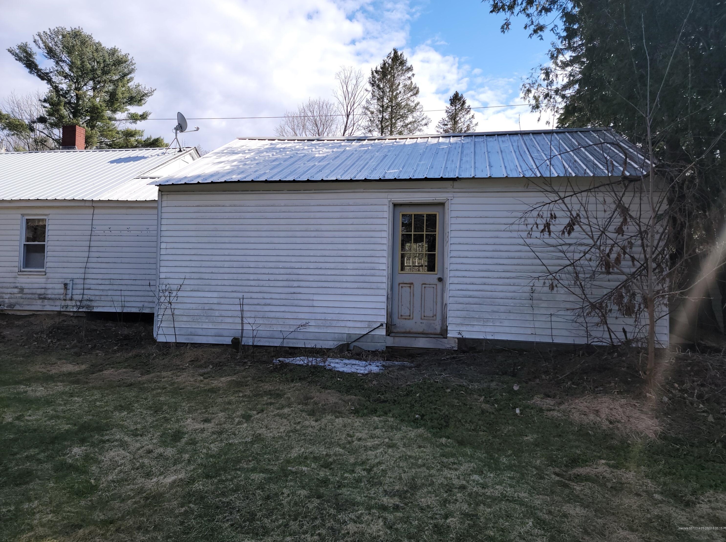 102 Maple Rd, Sebec ME  04426-6014 exterior