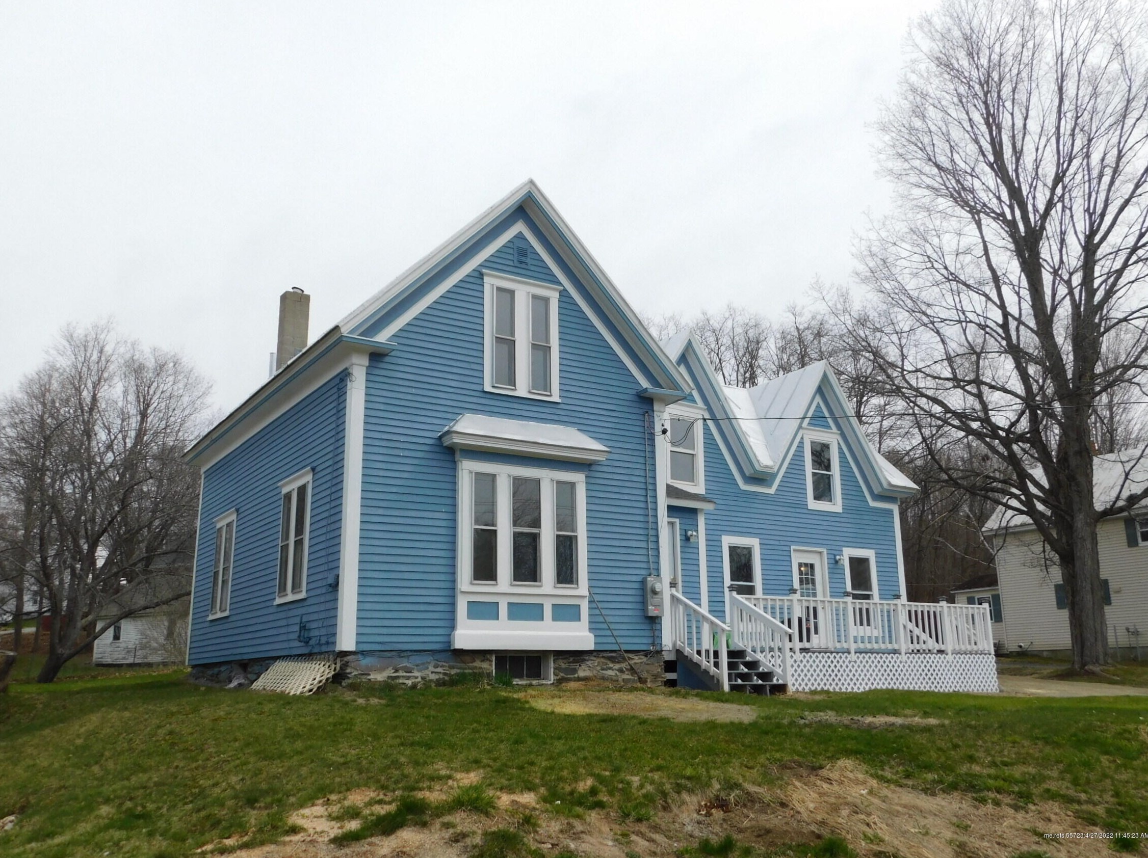 16 Jones St, Madison ME  04950-1504 exterior