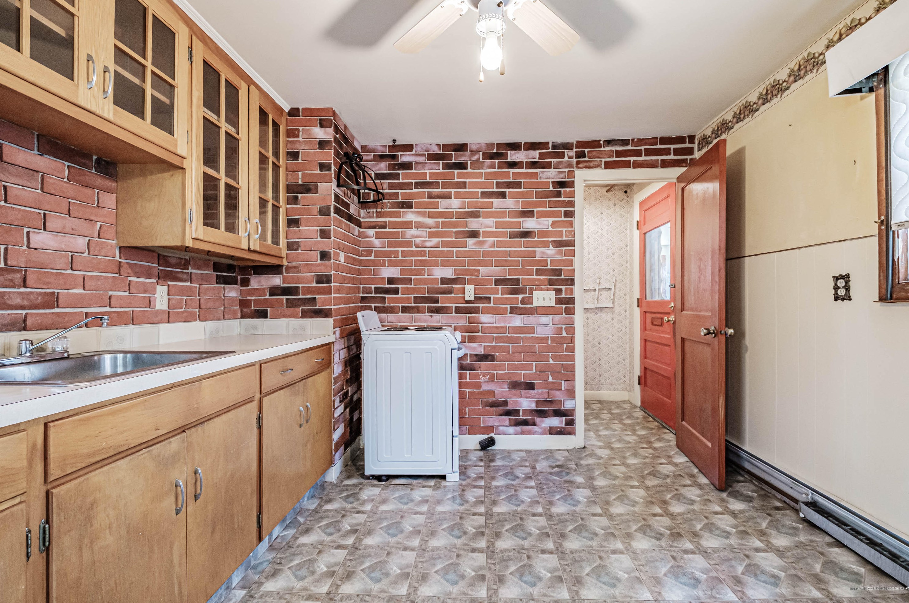 36 Smith, Portland ME 04106-2238 exterior