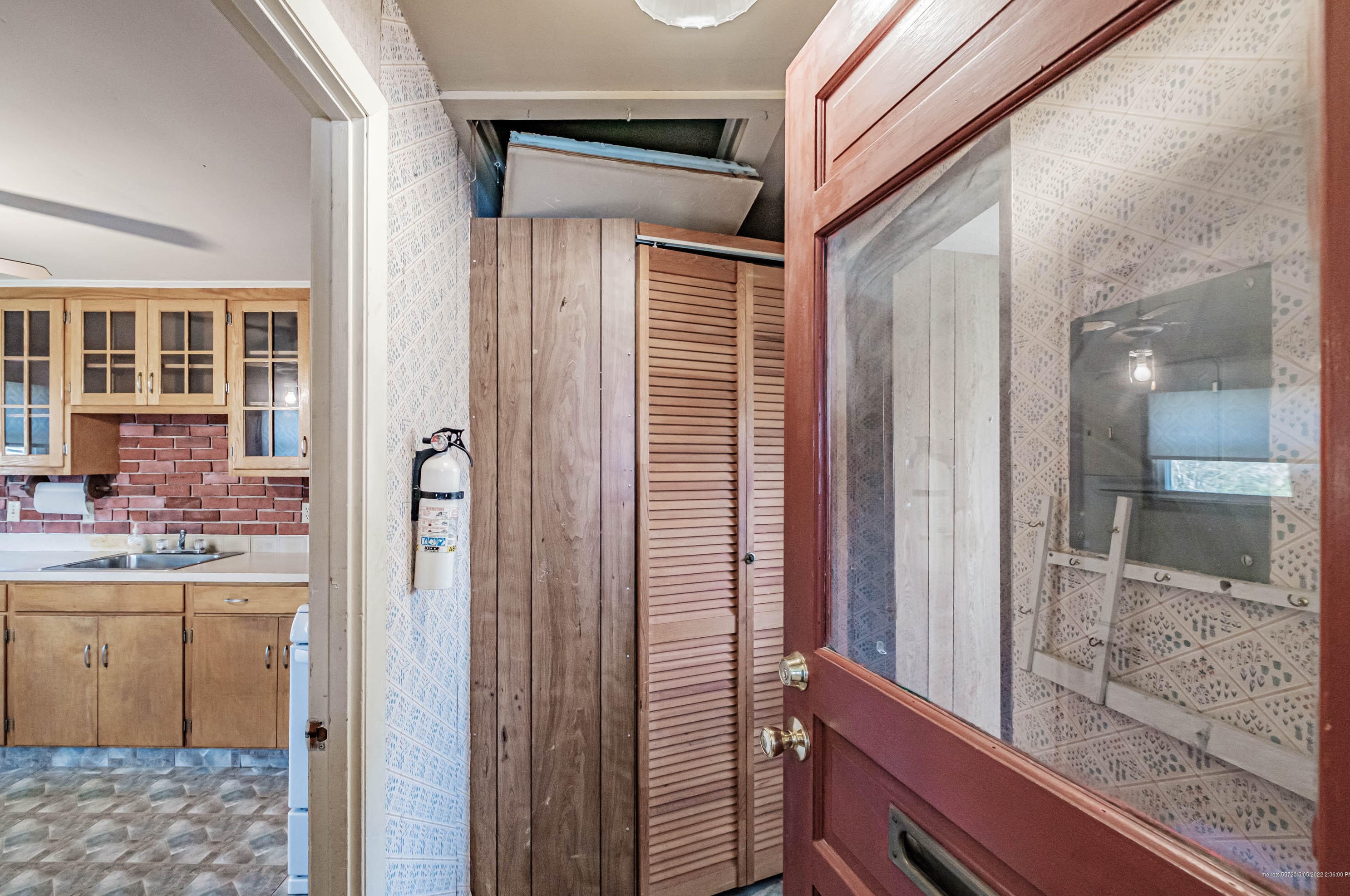 36 Smith, Portland ME 04106-2238 exterior