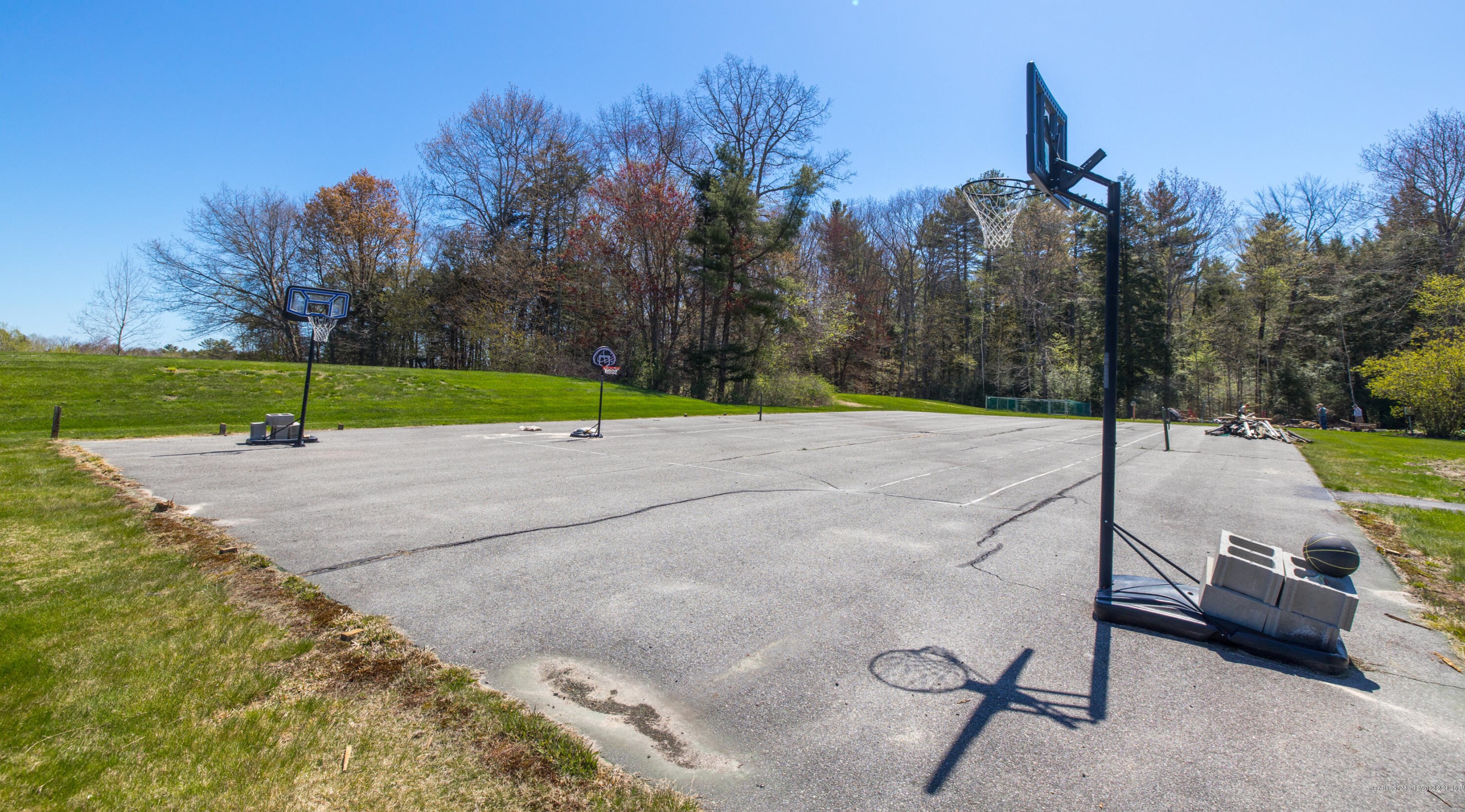 25 Neal Rd, Windham ME 04062-4974 exterior