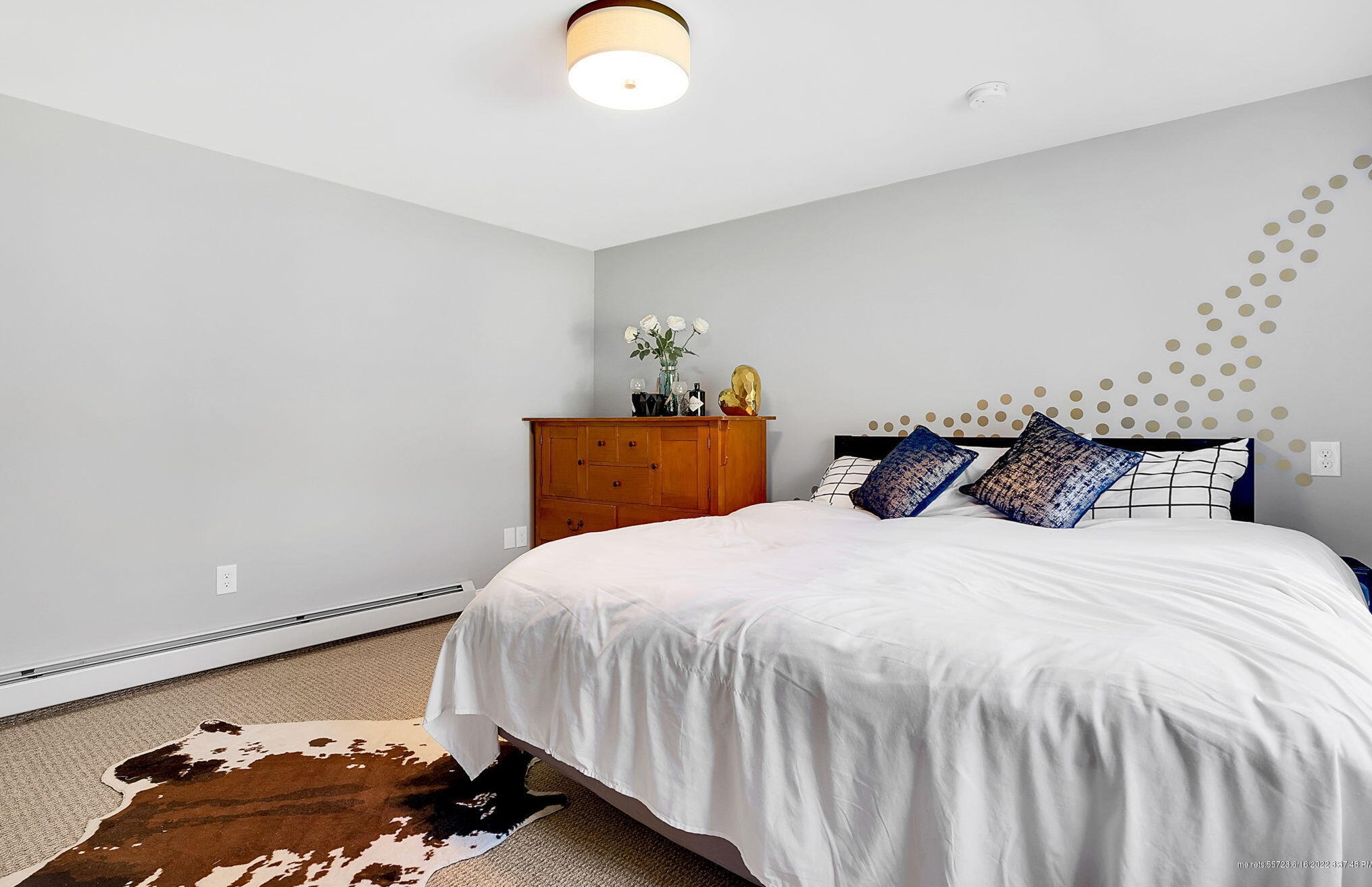 8 Vista Dr, Windham ME  04062-4439 exterior