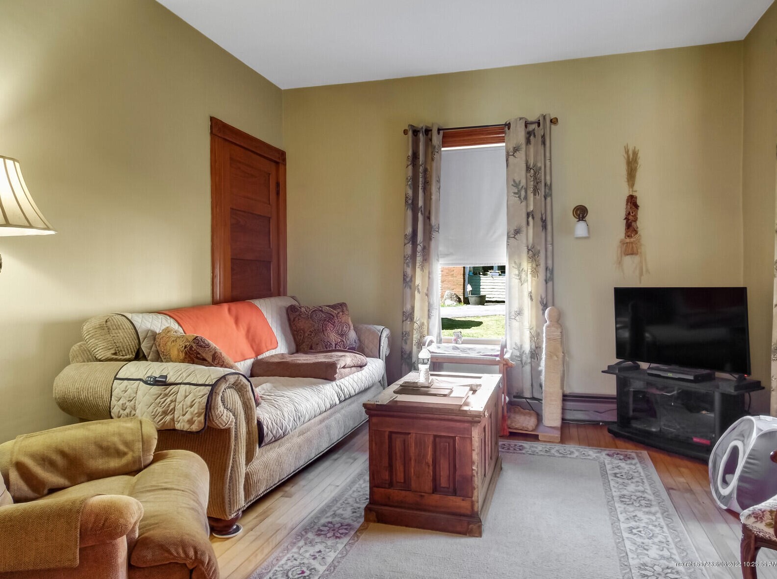 72 Main St, Peru ME  04290-3016 exterior