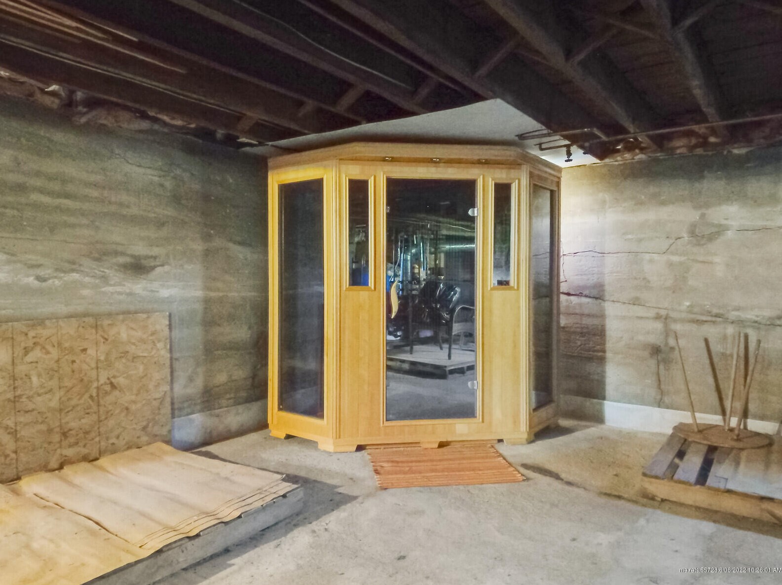 72 Main St, Peru ME  04290-3016 exterior