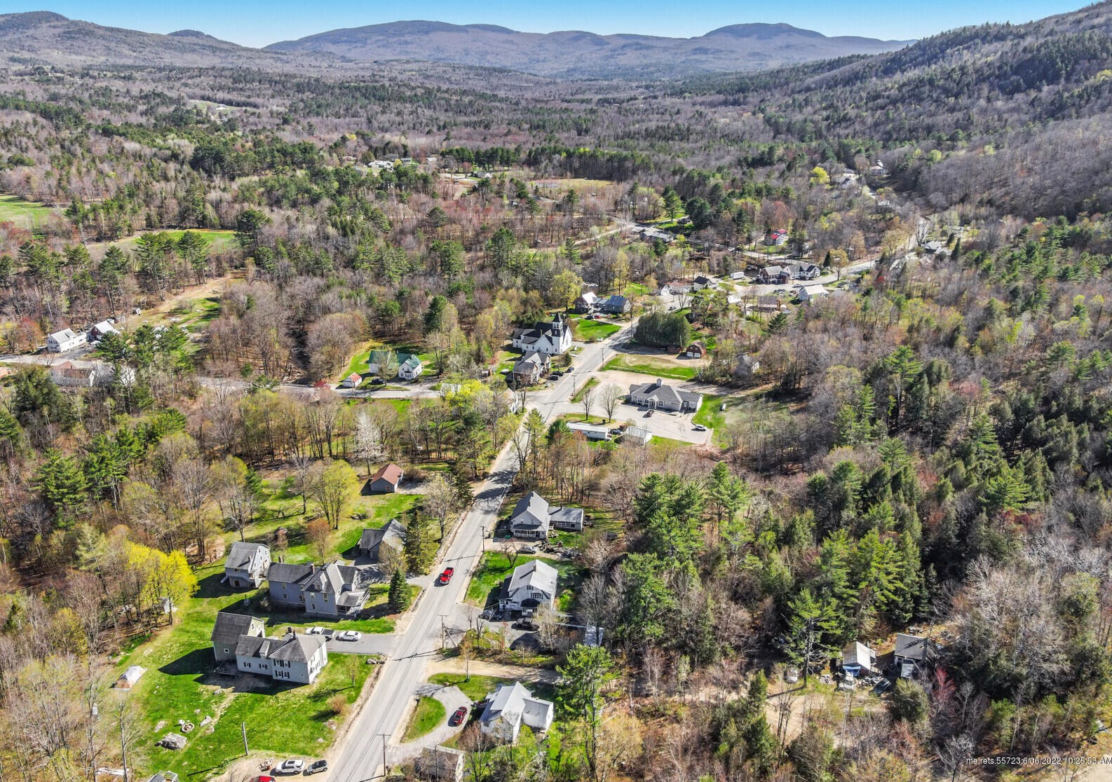 72 Main St, Peru ME  04290-3016 exterior