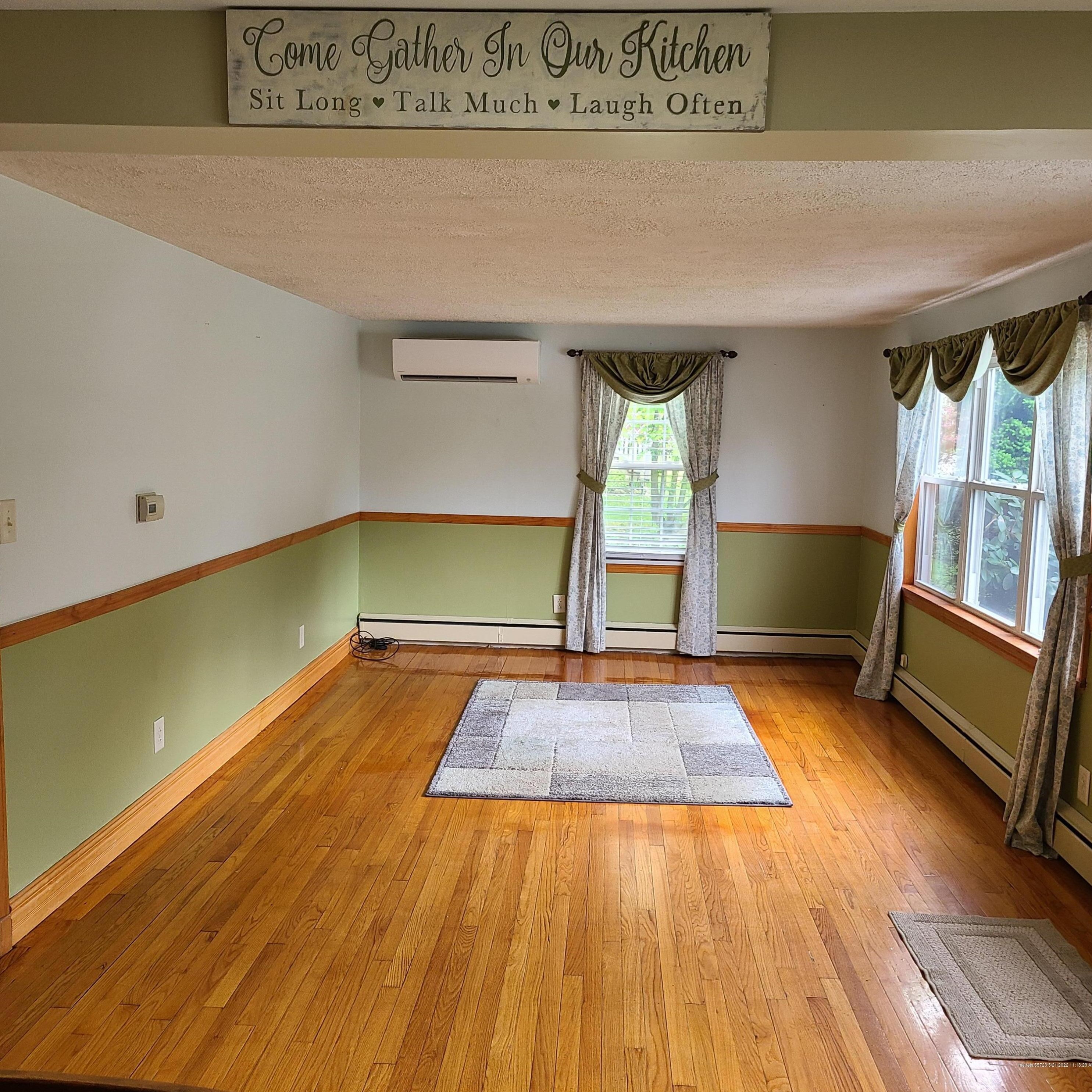 58 Bates St, Auburn ME  04210-6228 exterior