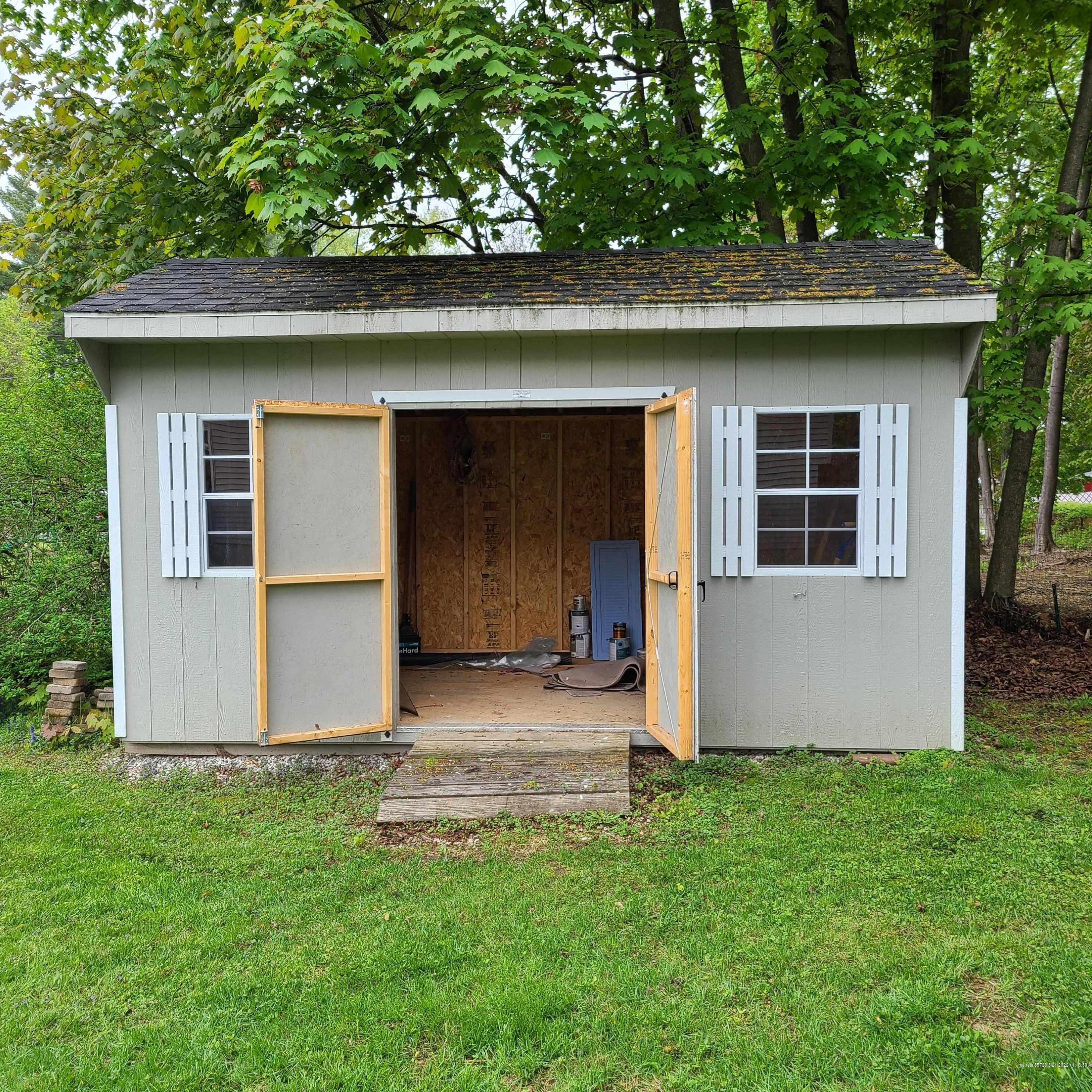 58 Bates St, Auburn ME 04210-6226 exterior