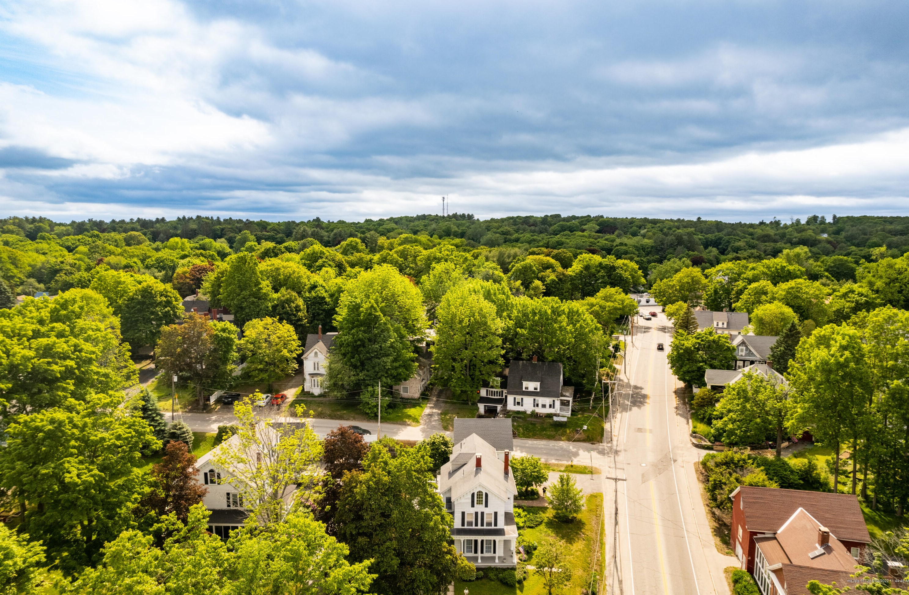1 Prospect St, Auburn ME  04210-4625 exterior