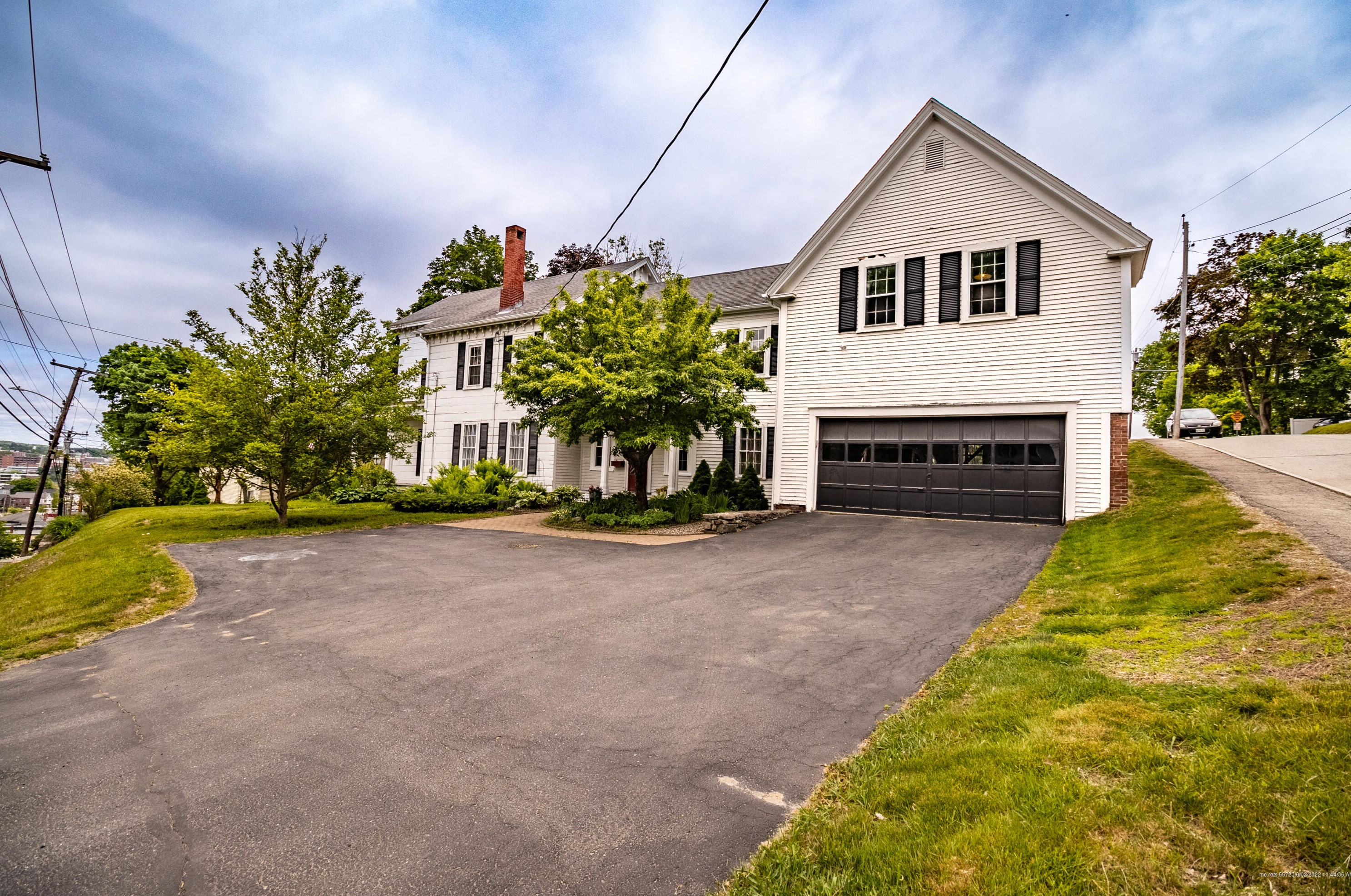 1 Prospect St, Auburn ME  04210-4625 exterior