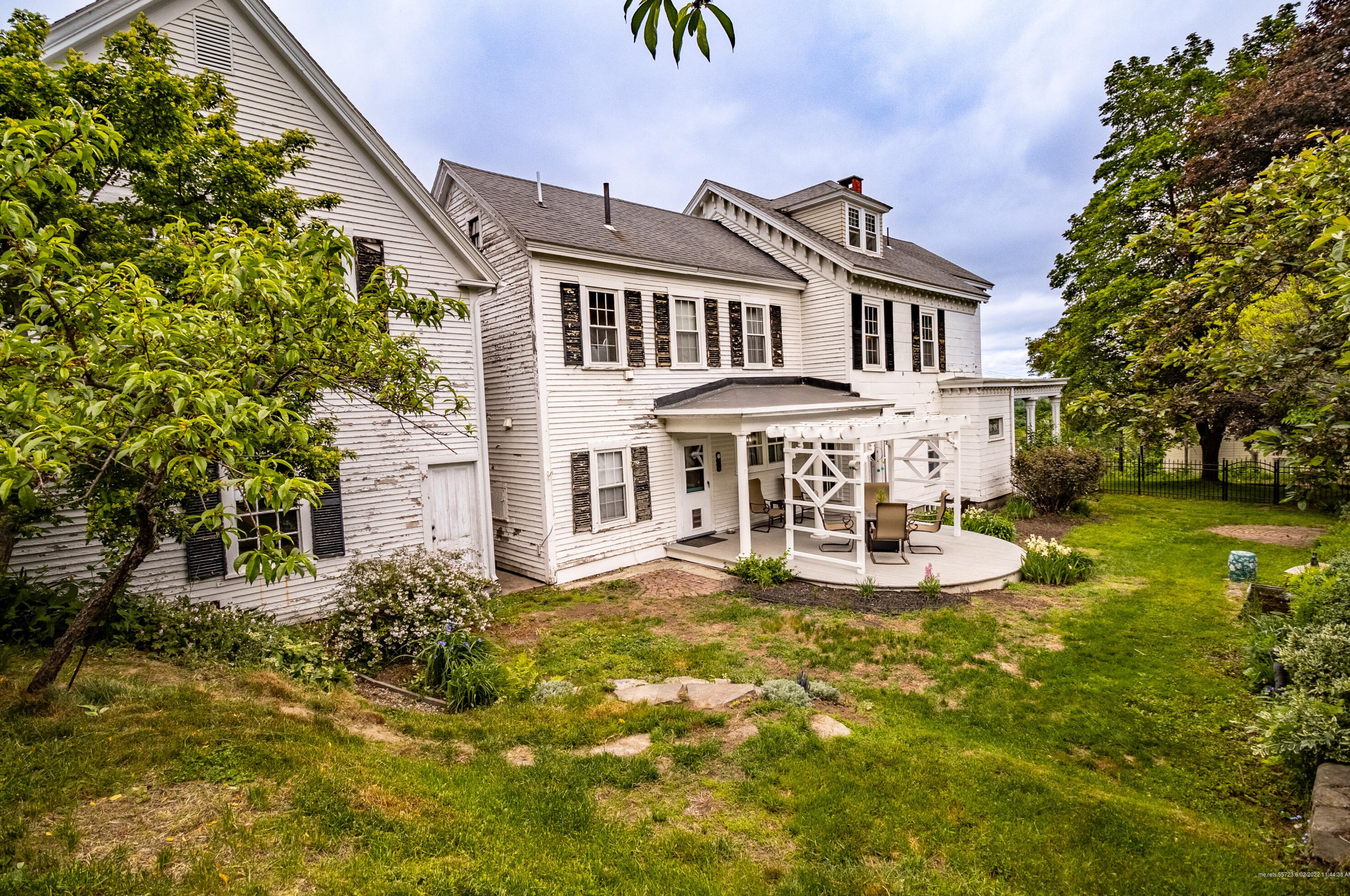 1 Prospect St, Auburn ME  04210-4625 exterior