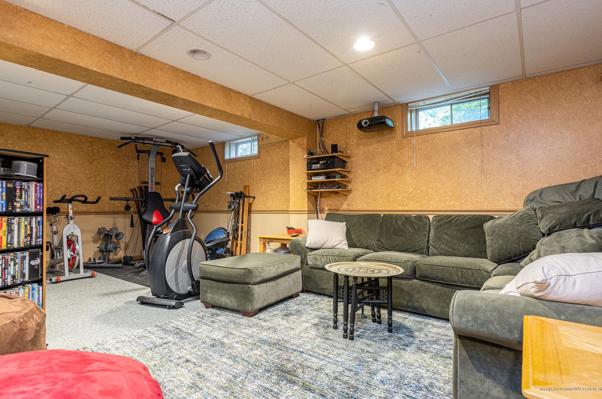 18 Bay View Dr, Portland ME 04103-4519 exterior