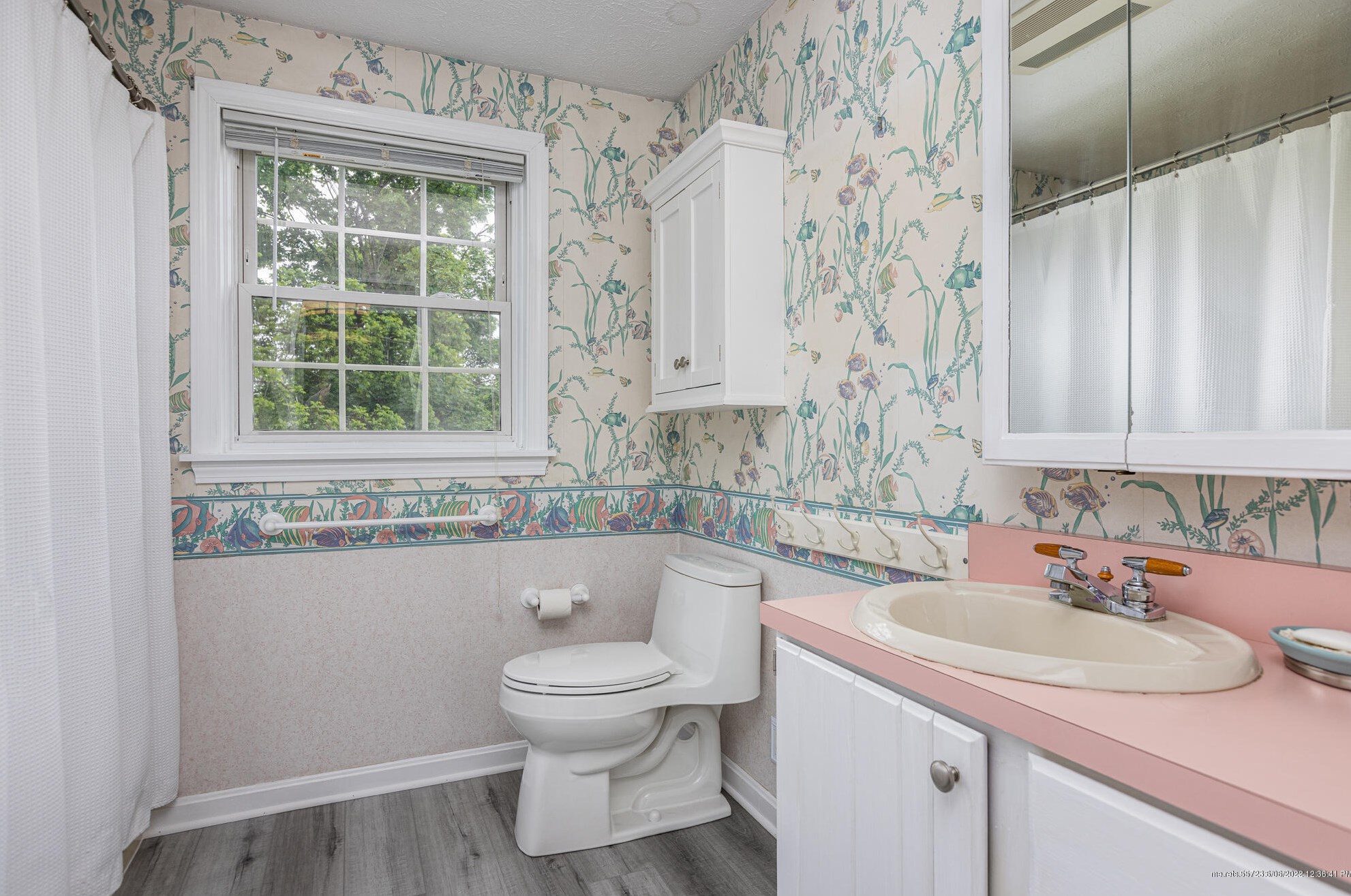 18 Bay View Dr, Portland ME 04103-4519 exterior