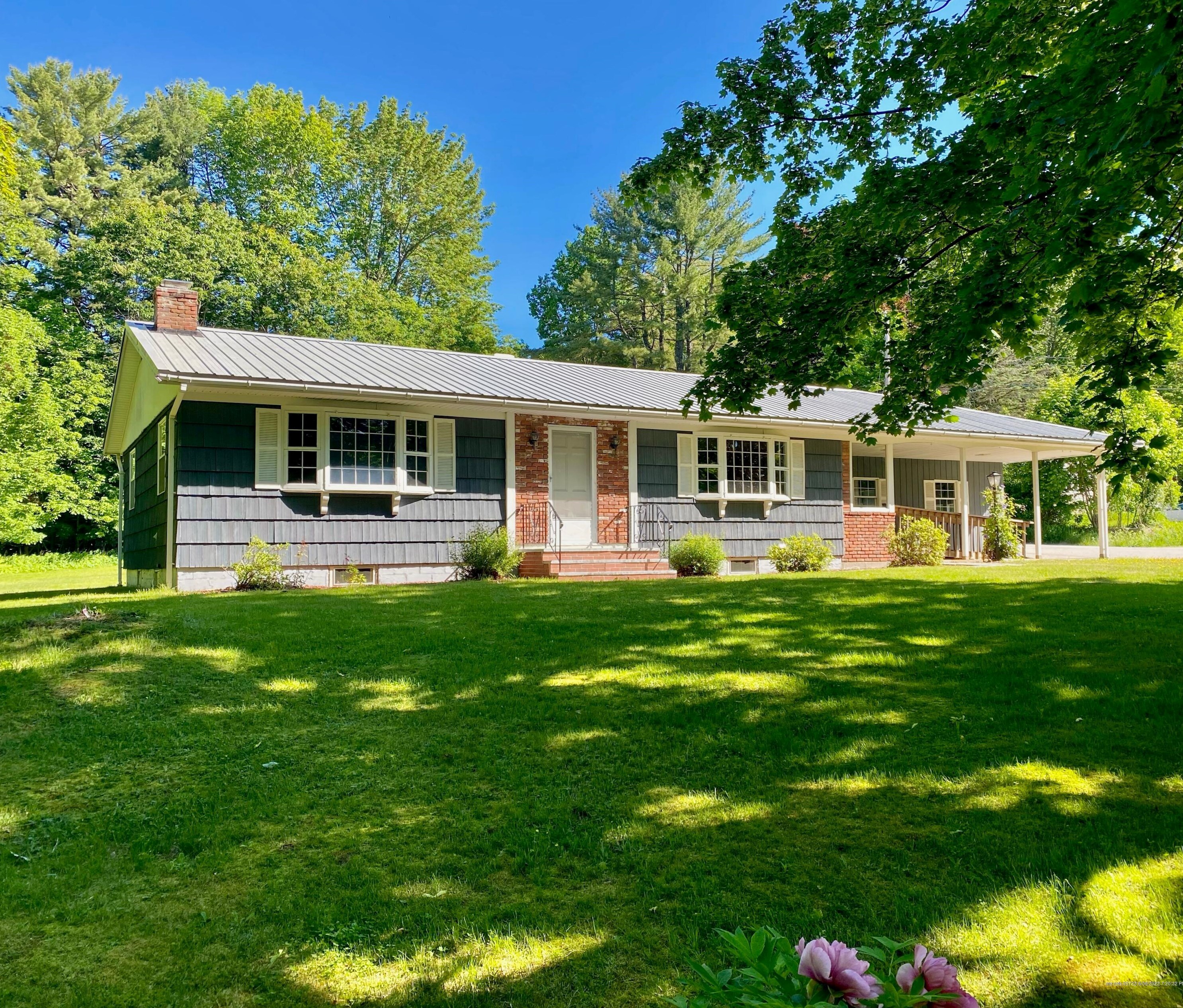 8 Longview Hts, Greene ME  04236-3905 exterior