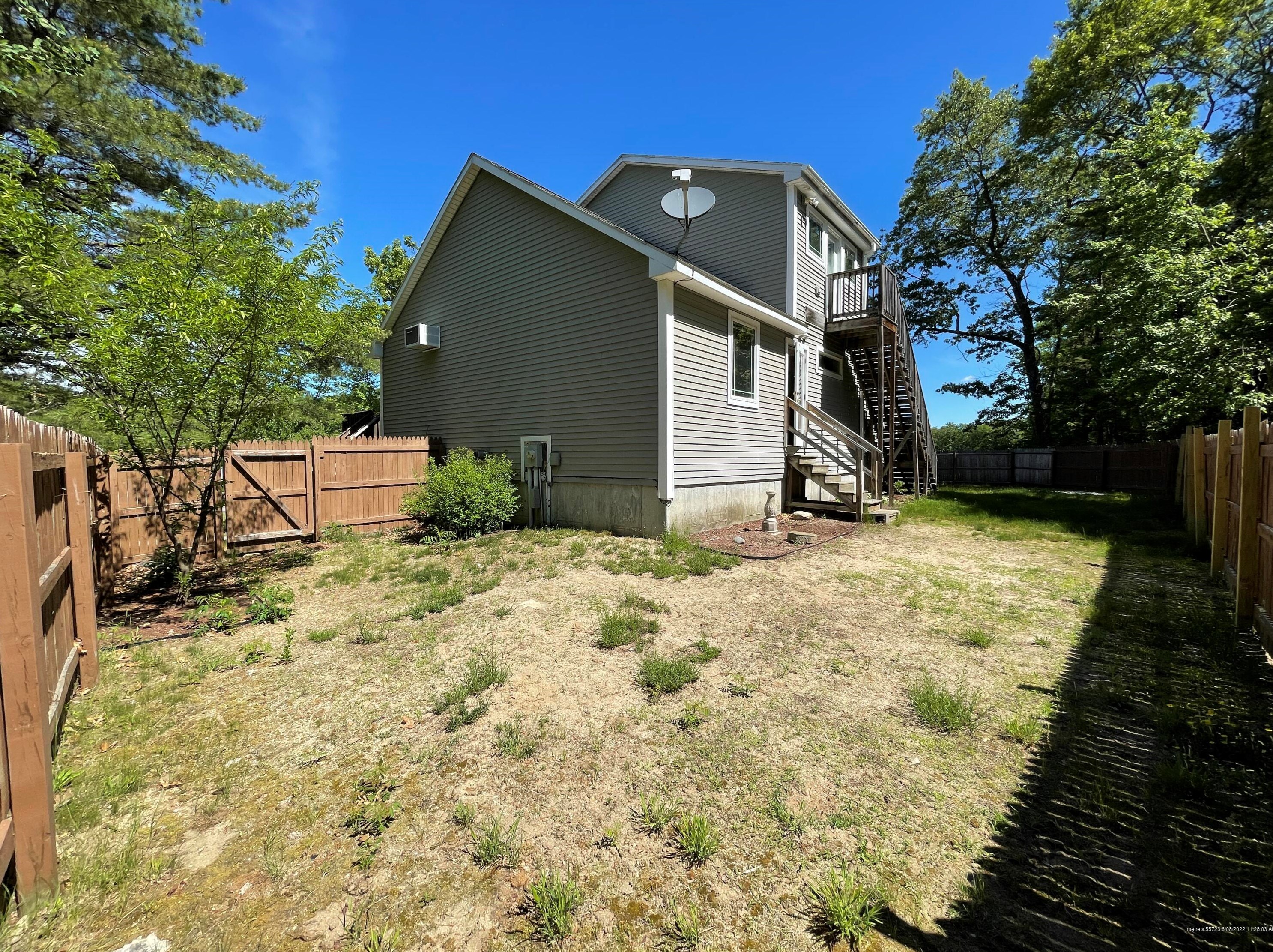 1029 Roosevelt Trl, Windham ME 04062-4816 exterior