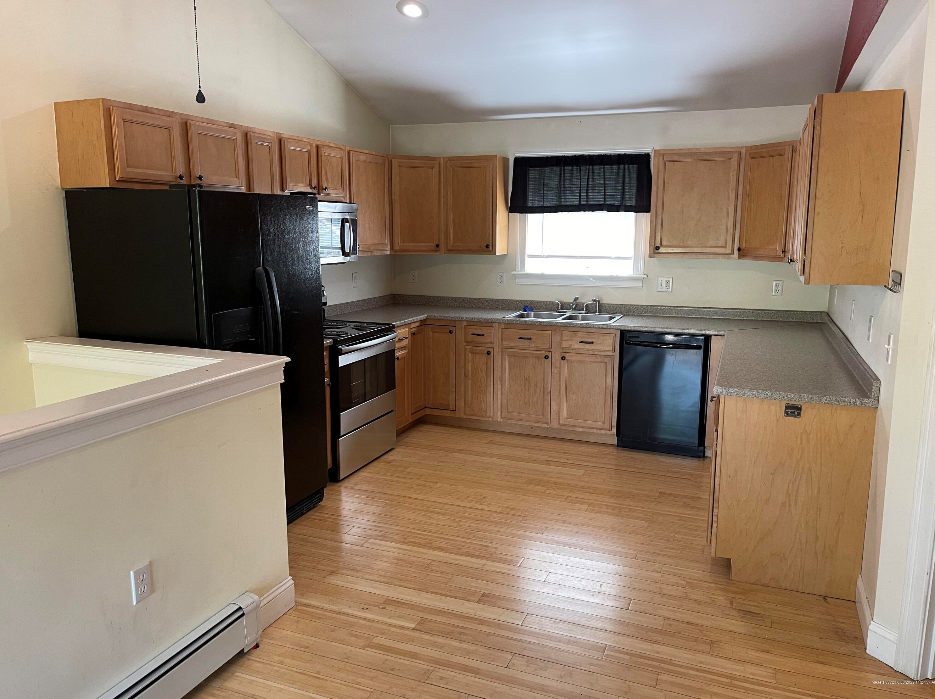 1029 Roosevelt Trl, Windham ME  04062-5757 exterior