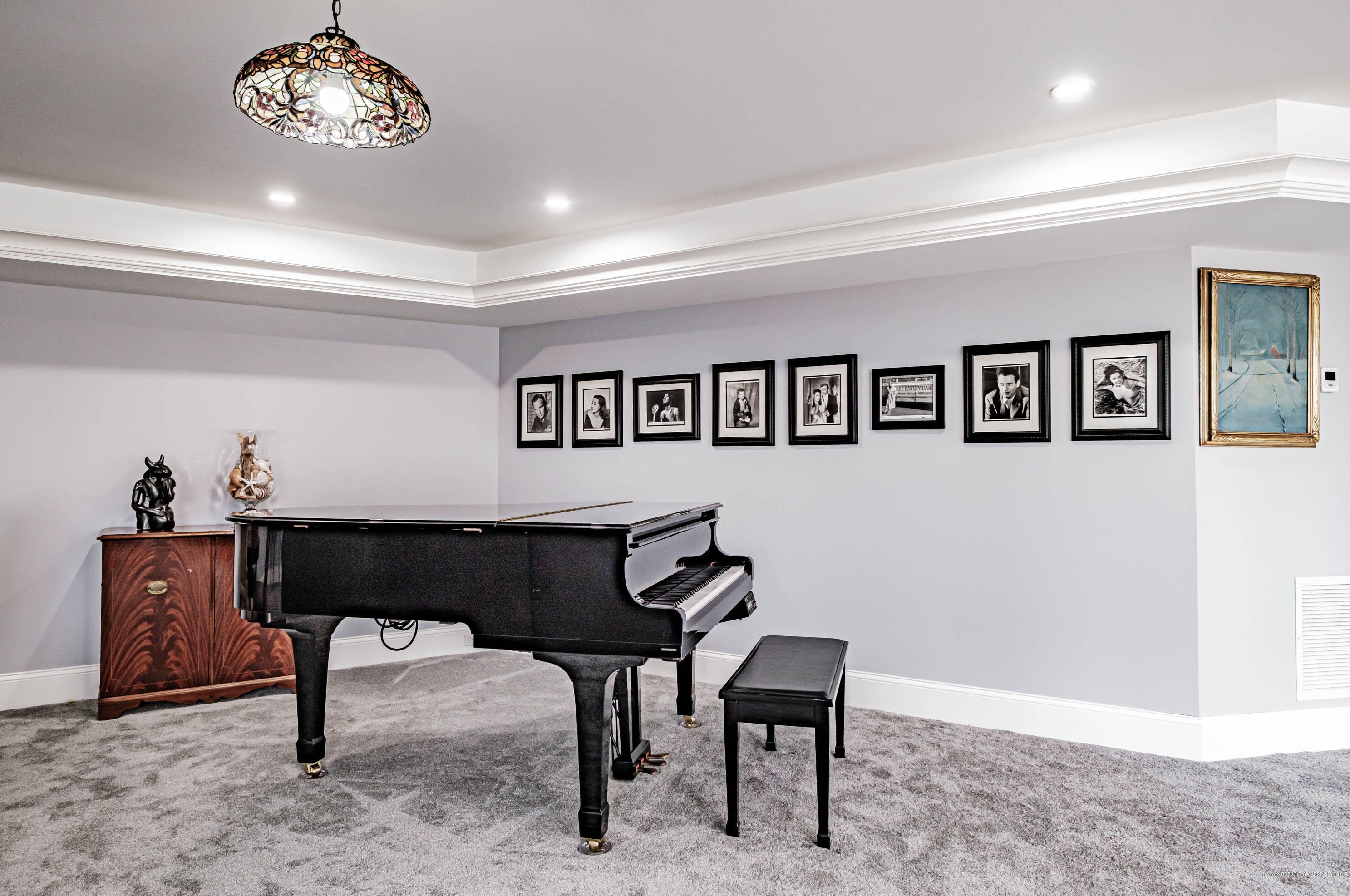 153 Foreside Rd, Portland ME  04110-1420 exterior