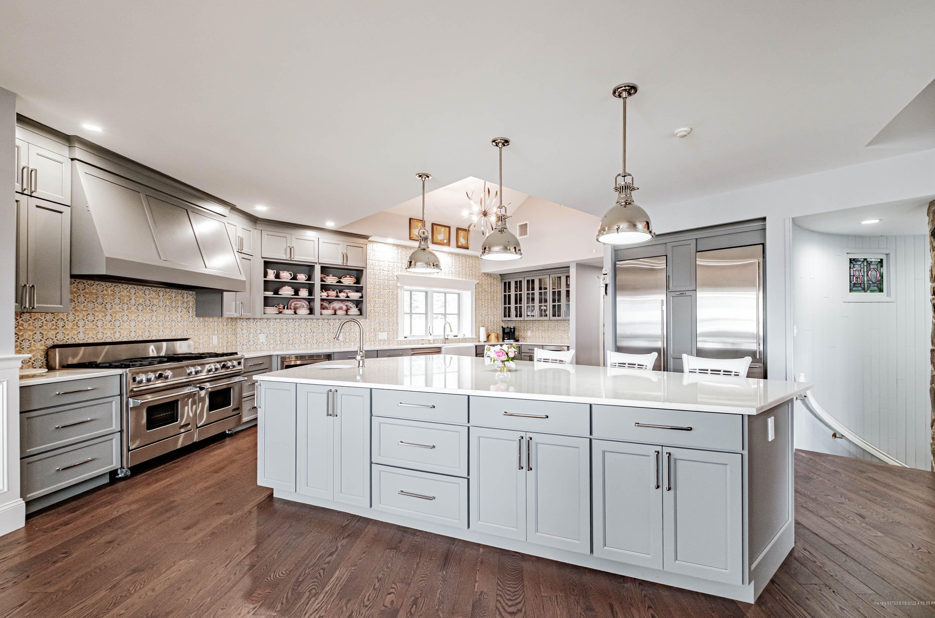 153 Foreside Rd, Portland ME  04110-1420 exterior