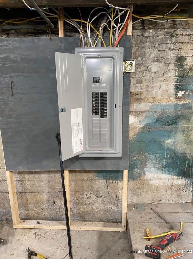 17 Elm St, Portland ME  04106-2718 exterior