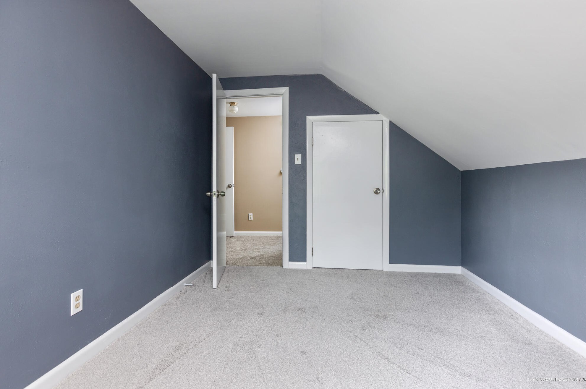 43 Constitution Dr, Westbrook ME  04092-4536 exterior