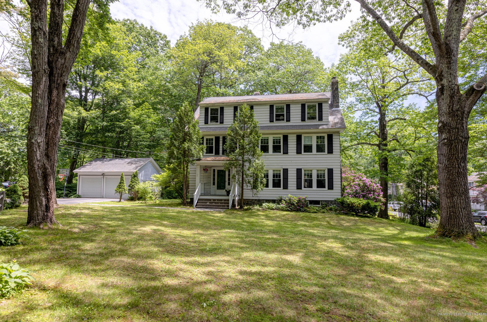 4 Concord Cir, Portland ME 04110-1203 exterior