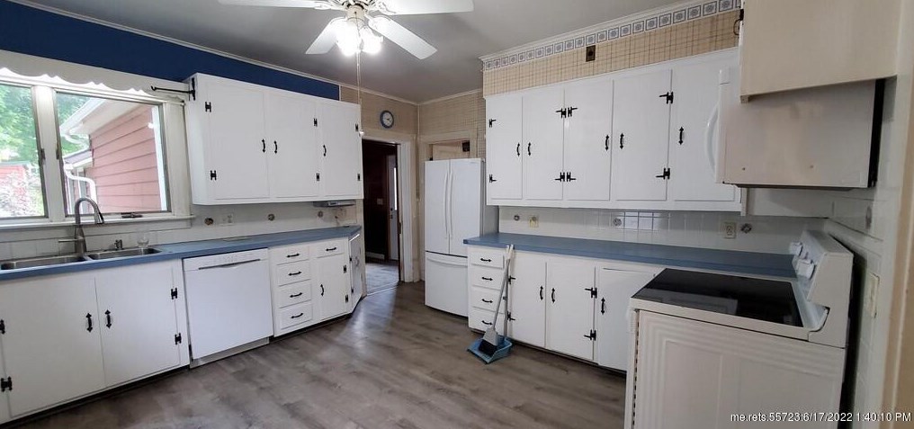 20 Wiley St, Bangor ME  04401-3732 exterior