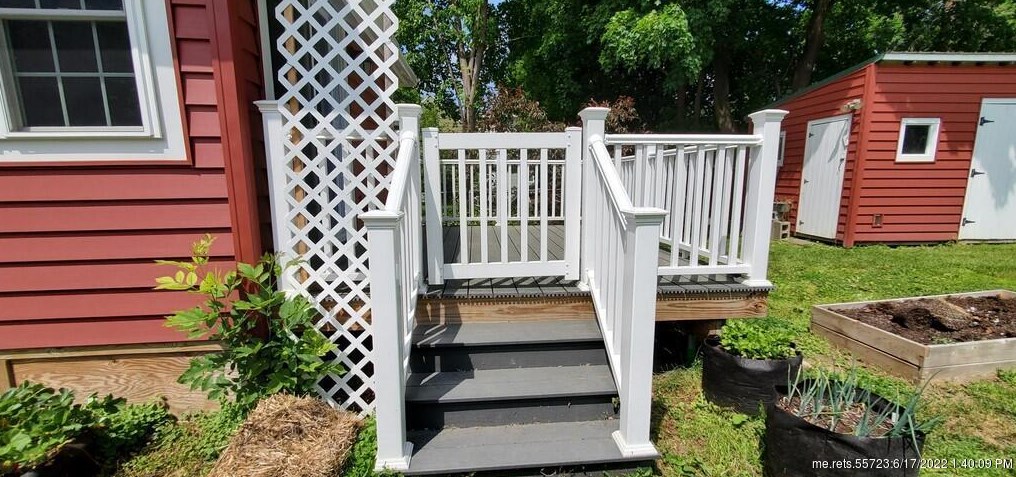 20 Wiley St, Bangor ME  04401-3732 exterior