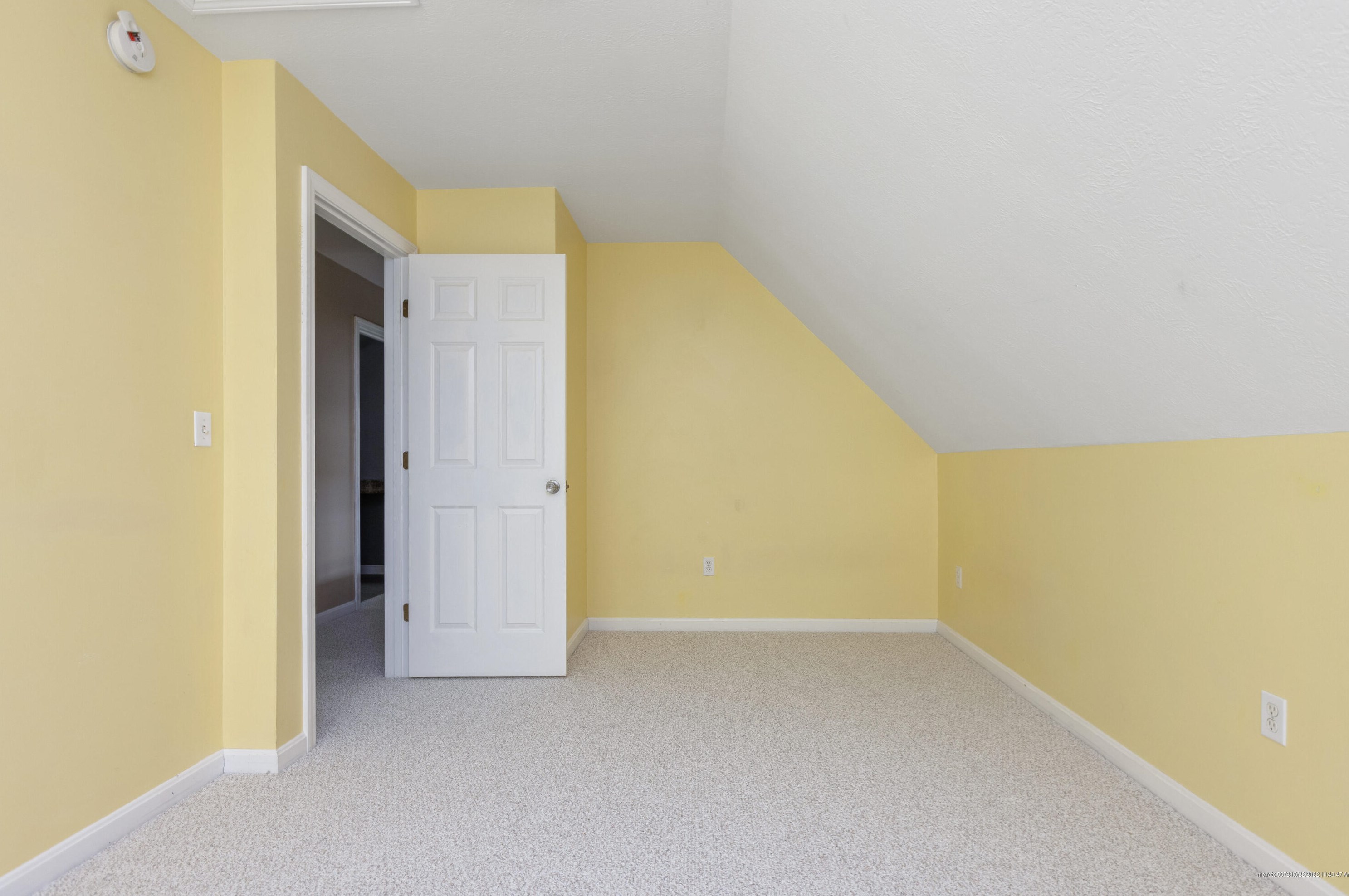 115 Falmouth Rd, Windham ME 04062-4536 exterior