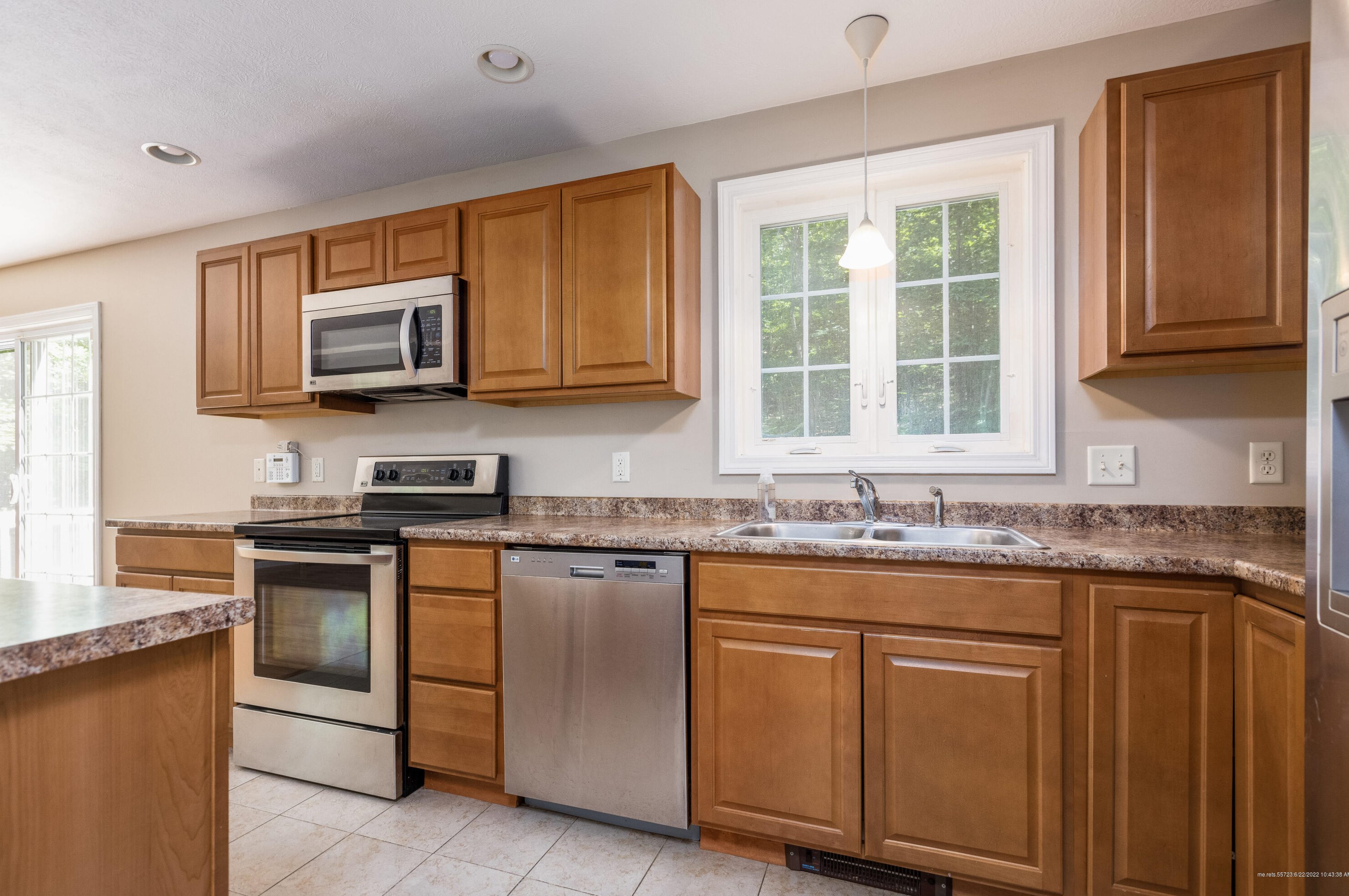 115 Falmouth Rd, Windham ME 04062-4536 exterior