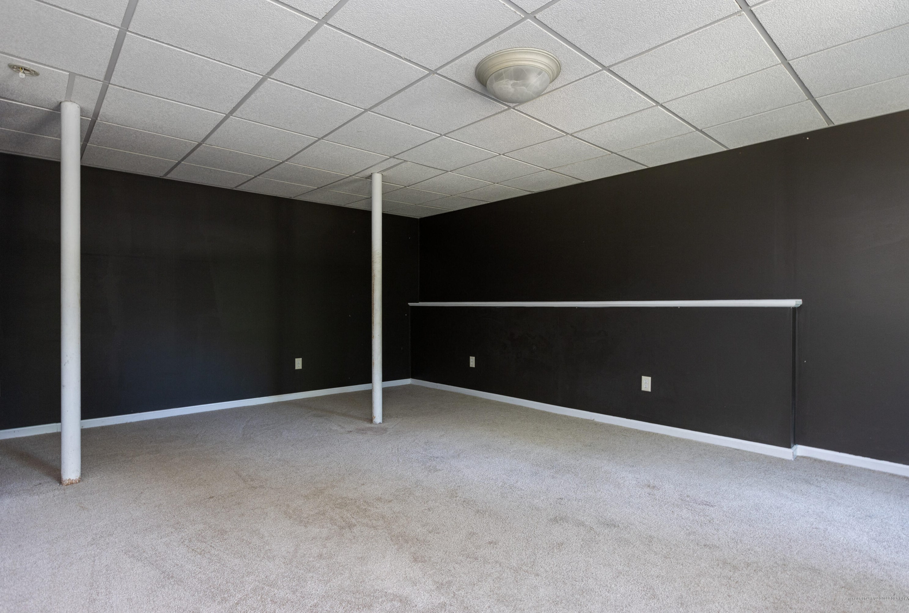 115 Falmouth Rd, Windham ME 04062-4536 exterior