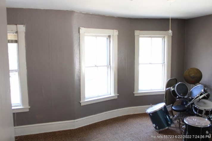 7 Park St, Madison ME  04950-1613 exterior