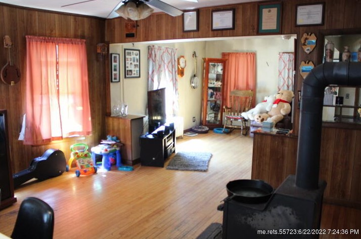 7 Park St, Madison ME  04950-1613 exterior